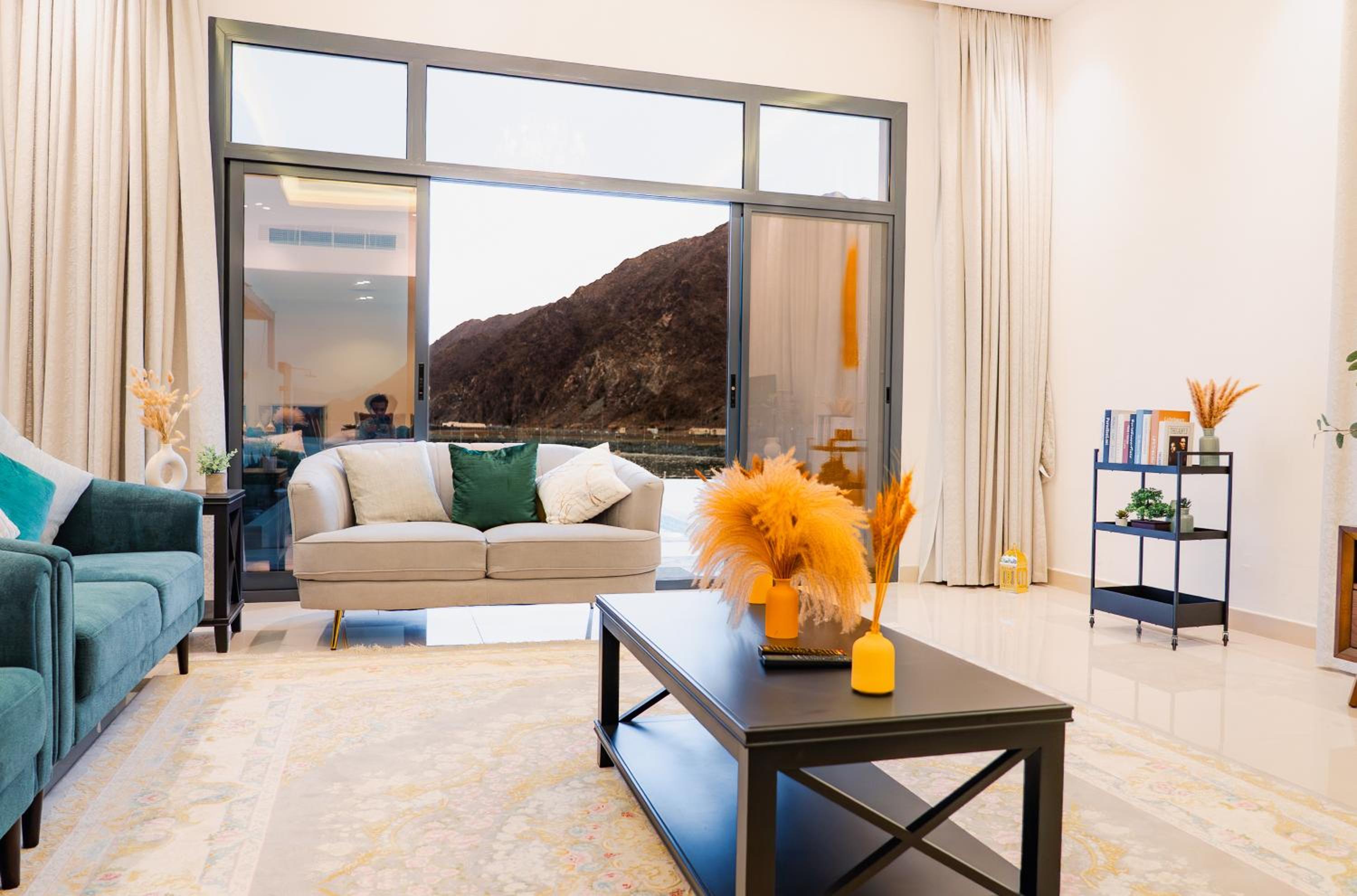 Al Dana Vitamin Sea Villa