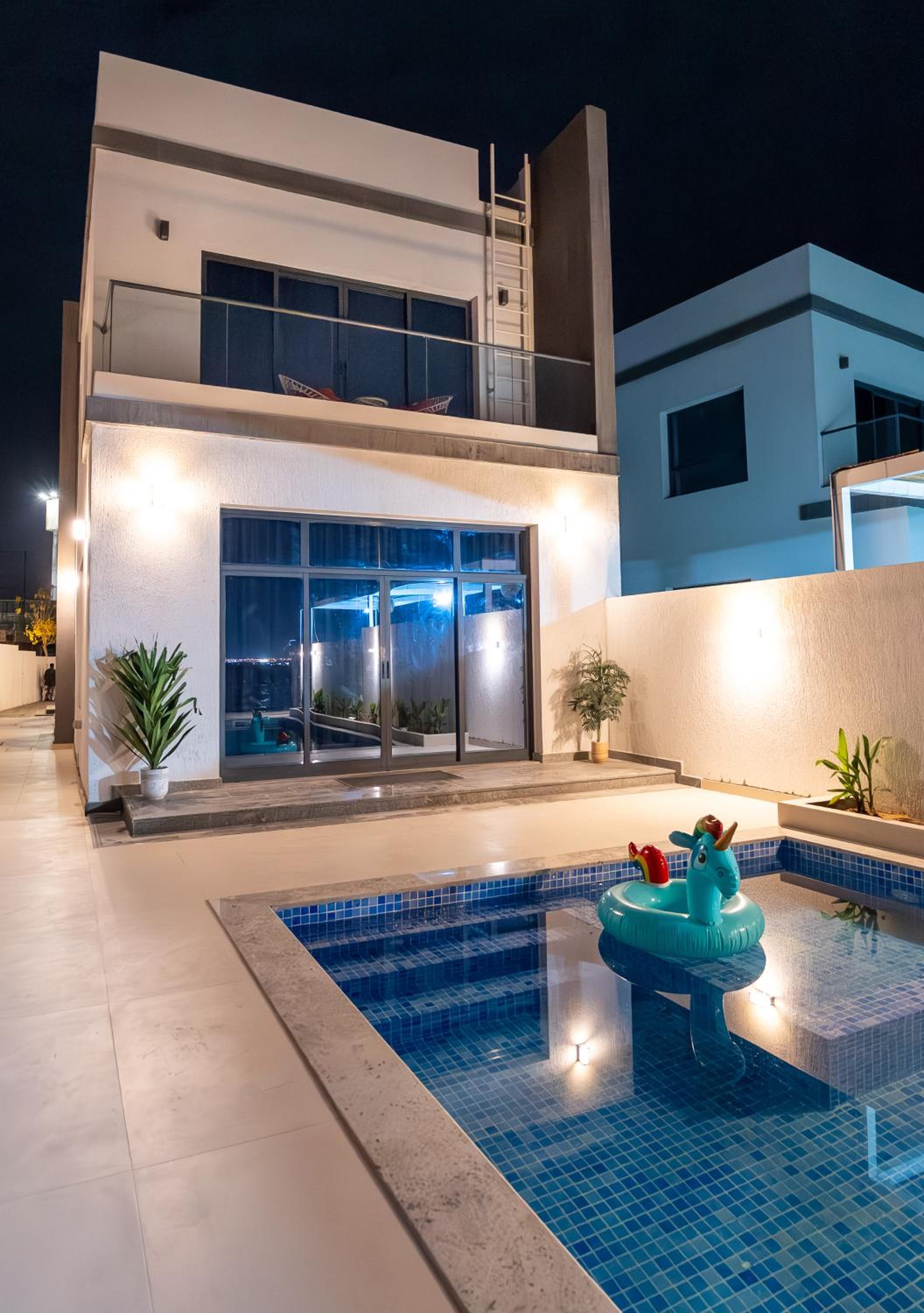 Al Dana Vitamin Sea Villa