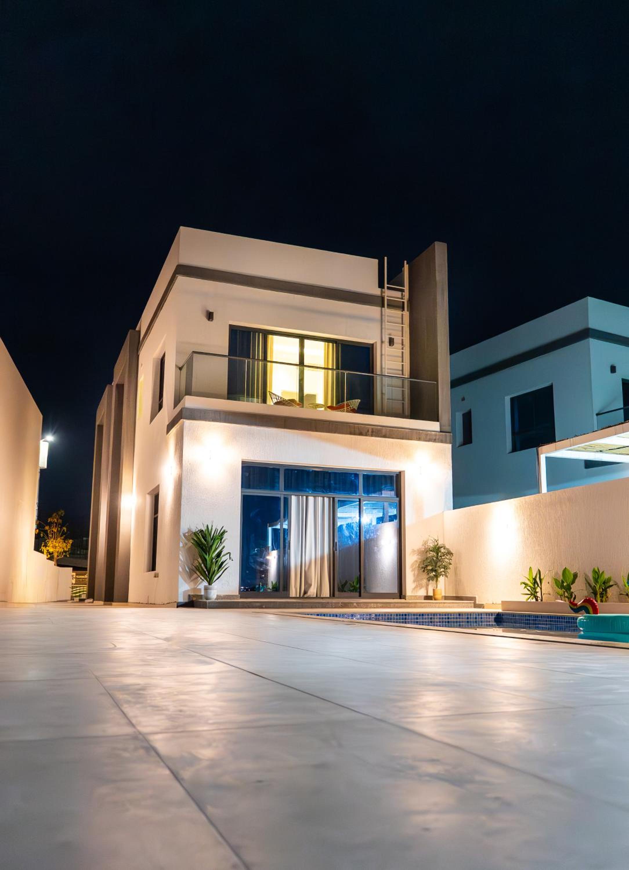 Al Dana Vitamin Sea Villa