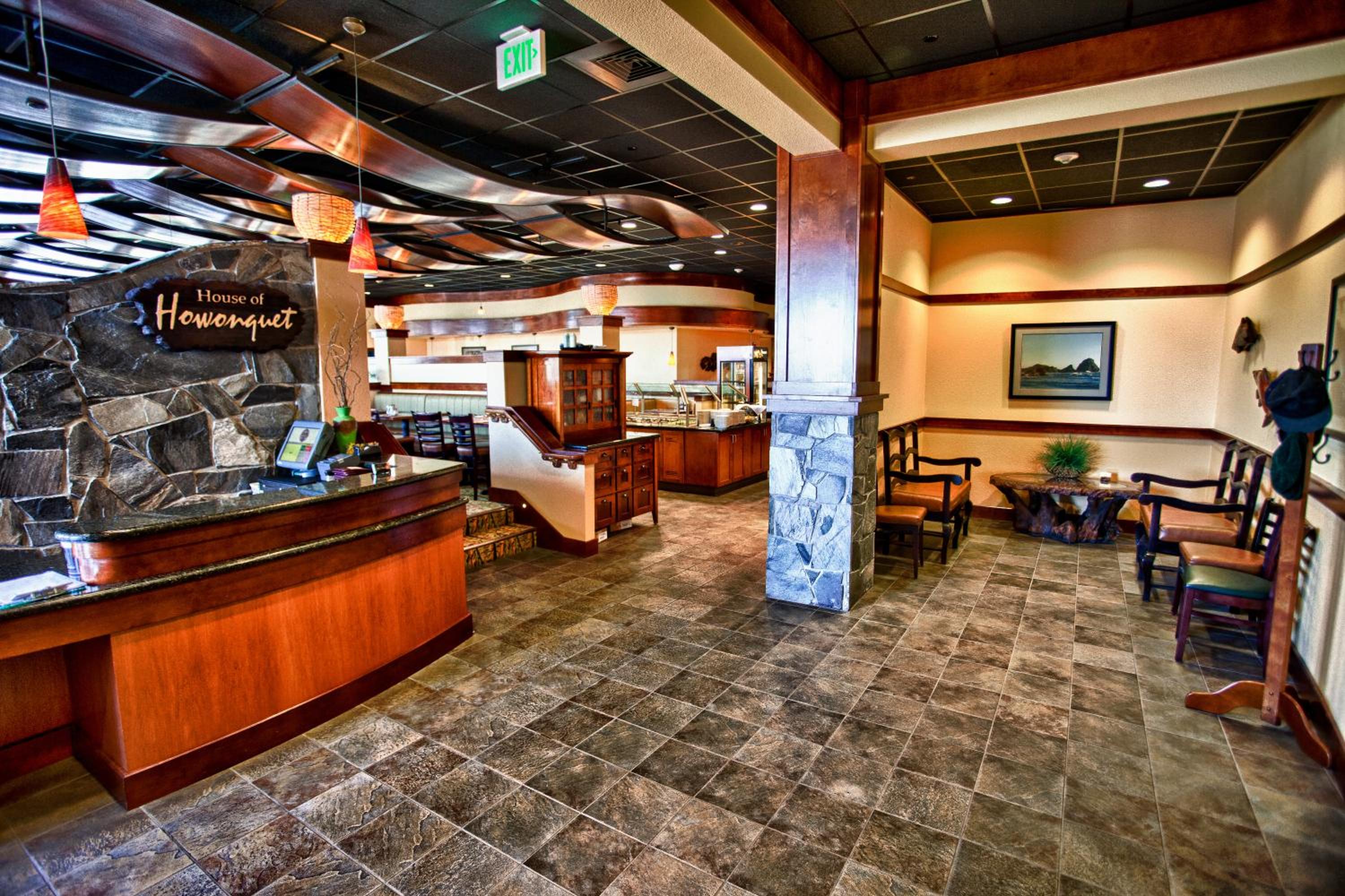 Lucky 7 Casino & Hotel (Howonquet Lodge)
