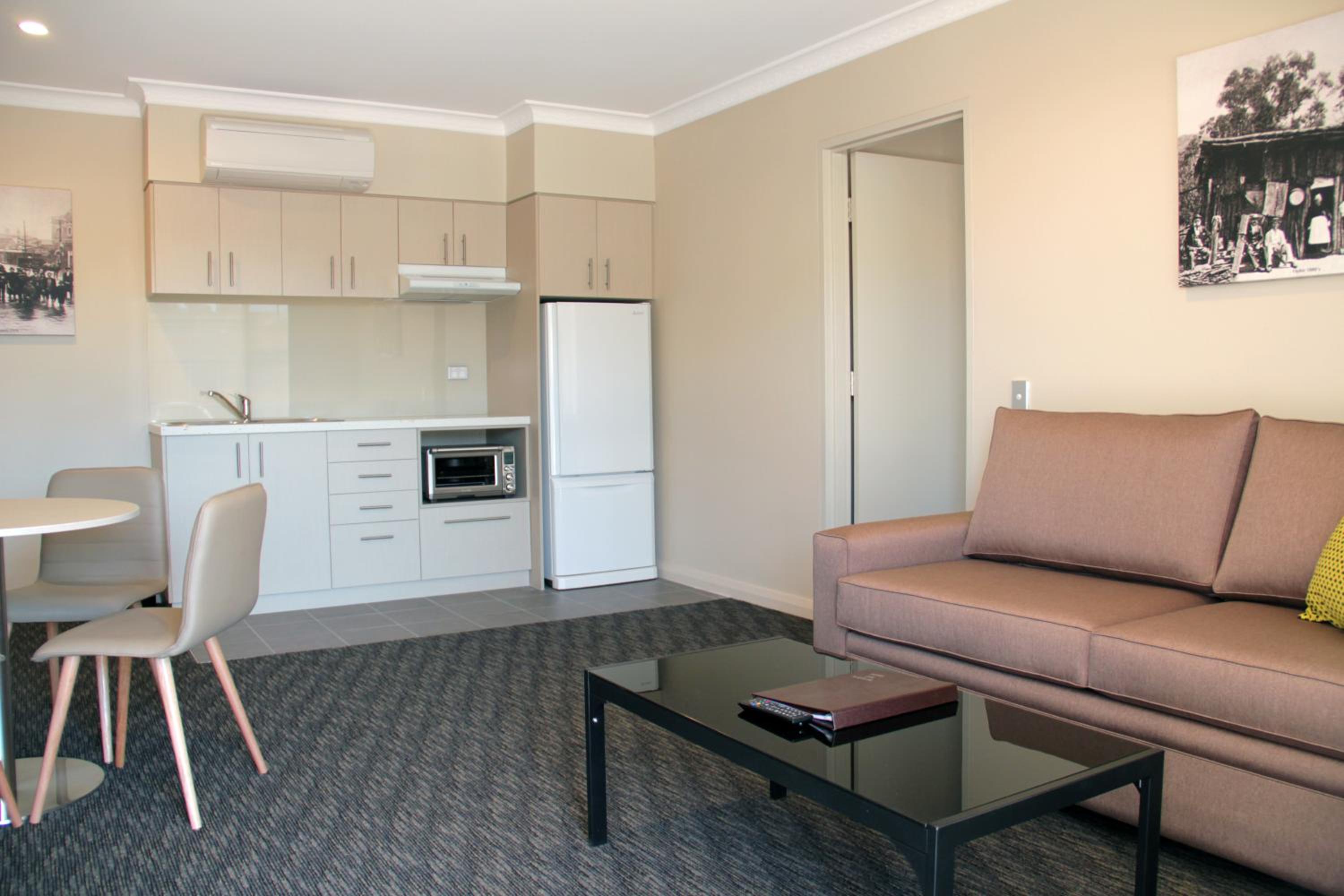 Mercure Orange