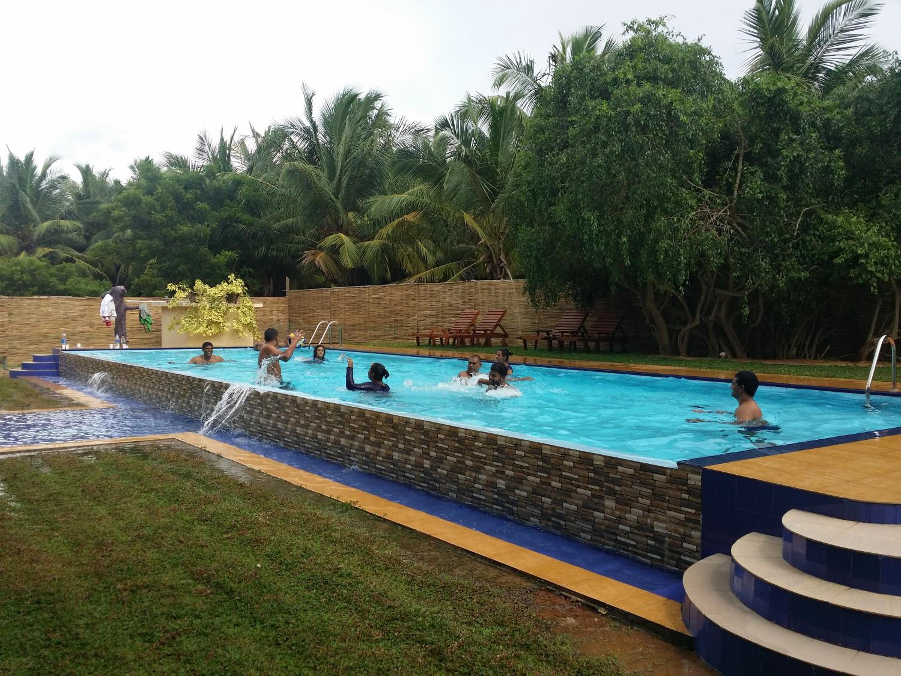 Roshanne Beach Resort, Kalpitiya
