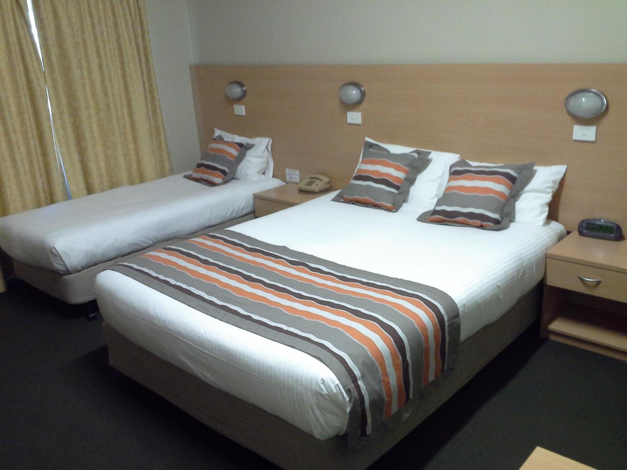 Hideaway Motor Inn