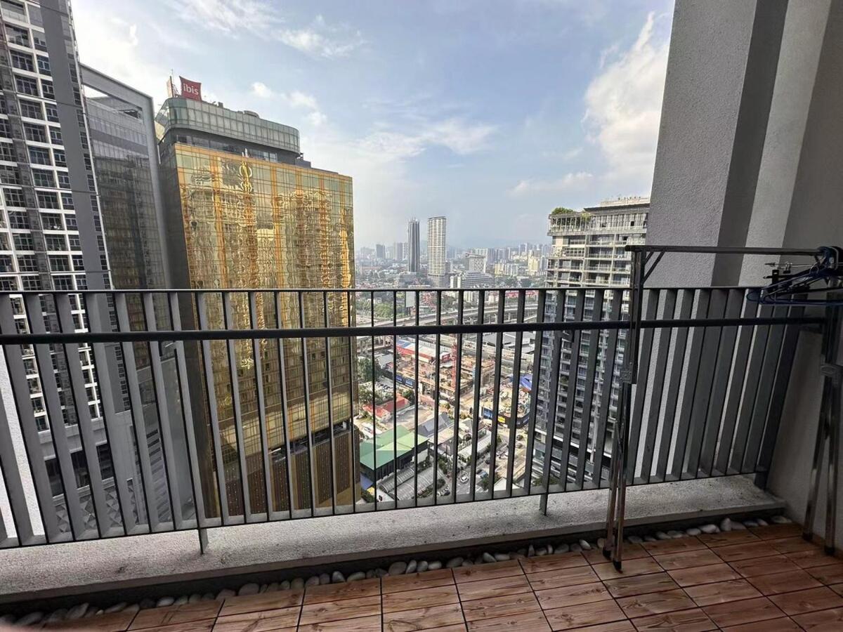 klcc双子塔步行几分钟 大一房 可住二人