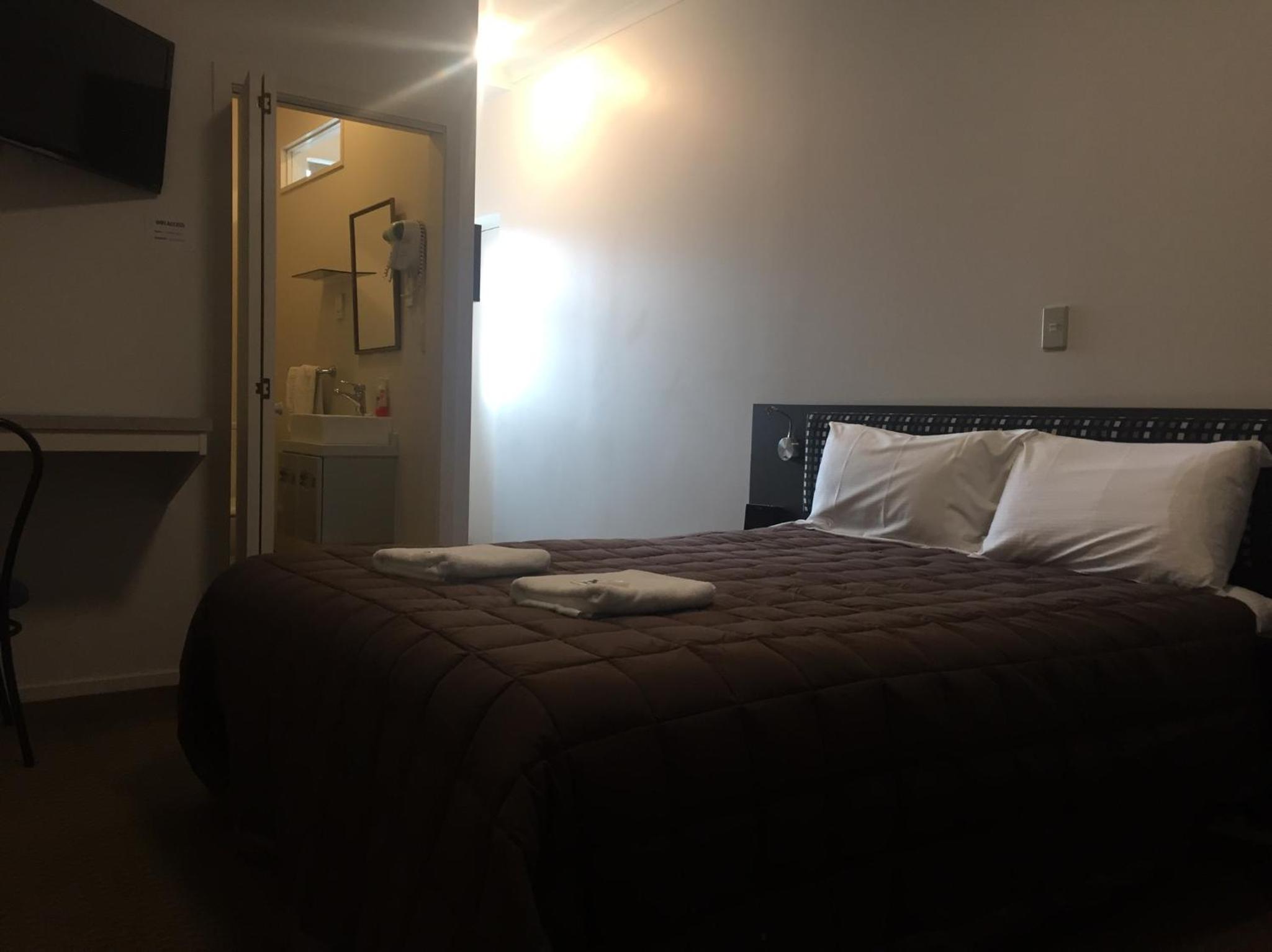 Motel on Carroll