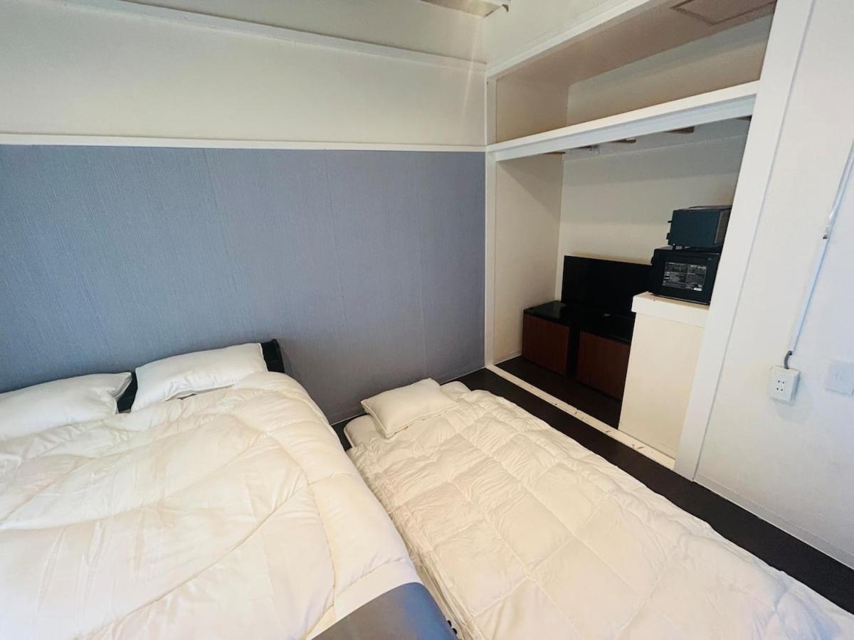 Shibuya Station 8-min walk, Shibuya Center, 3 people stay, WIFI, 4F No elevetor