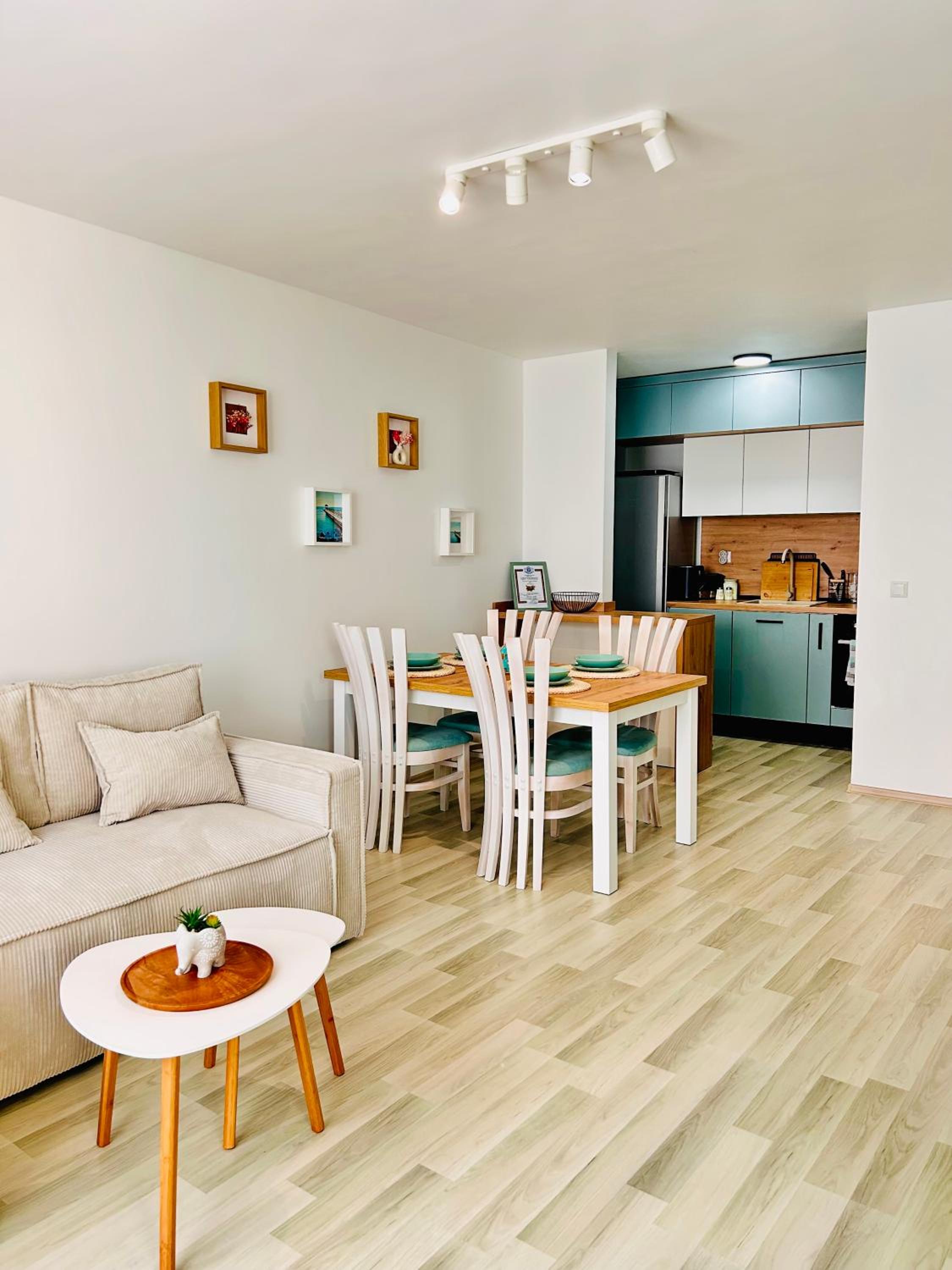 Infinity Blue Apartment-Complex Carpe Diem - FREE PARKING