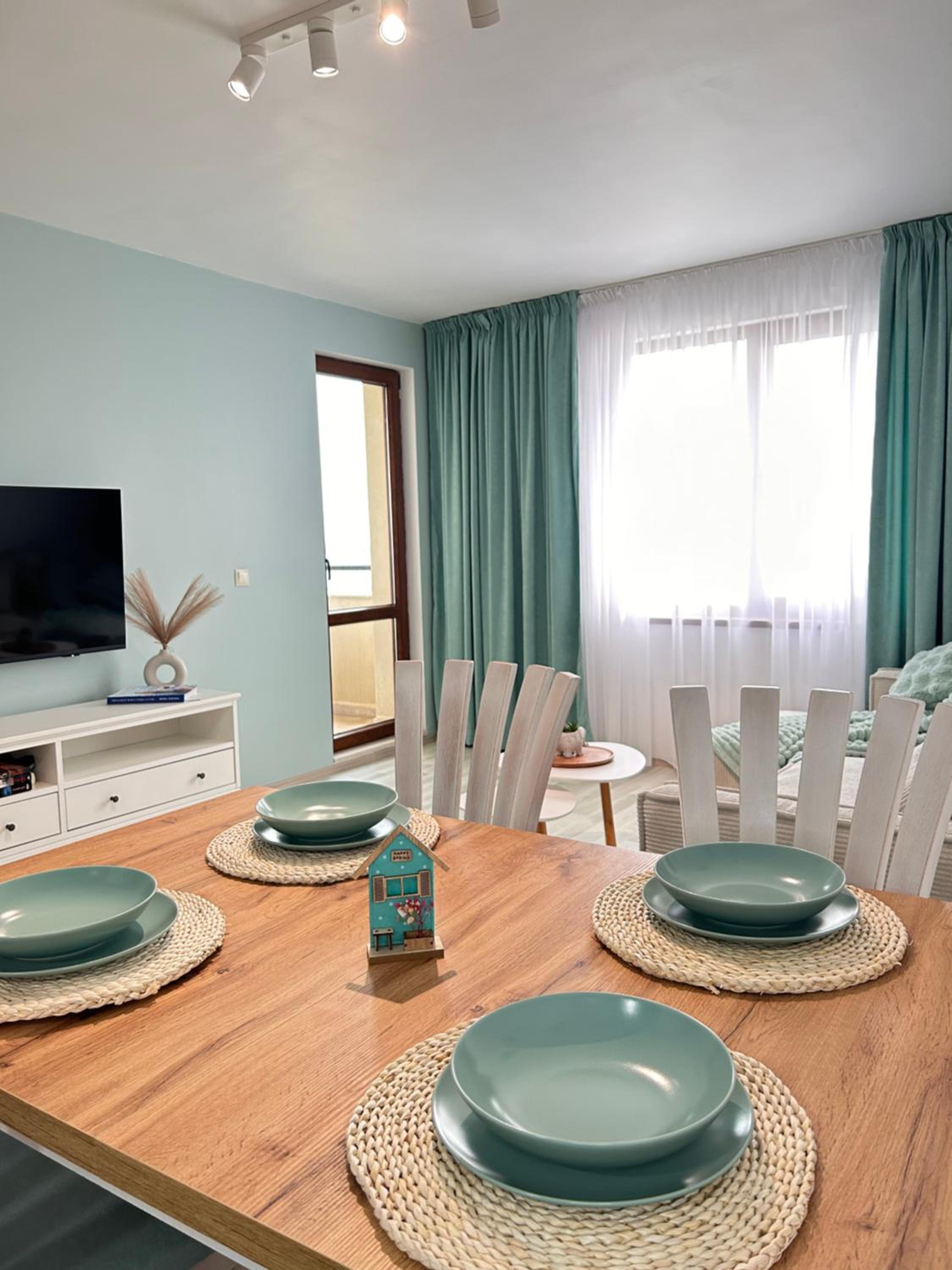 Infinity Blue Apartment-Complex Carpe Diem - FREE PARKING