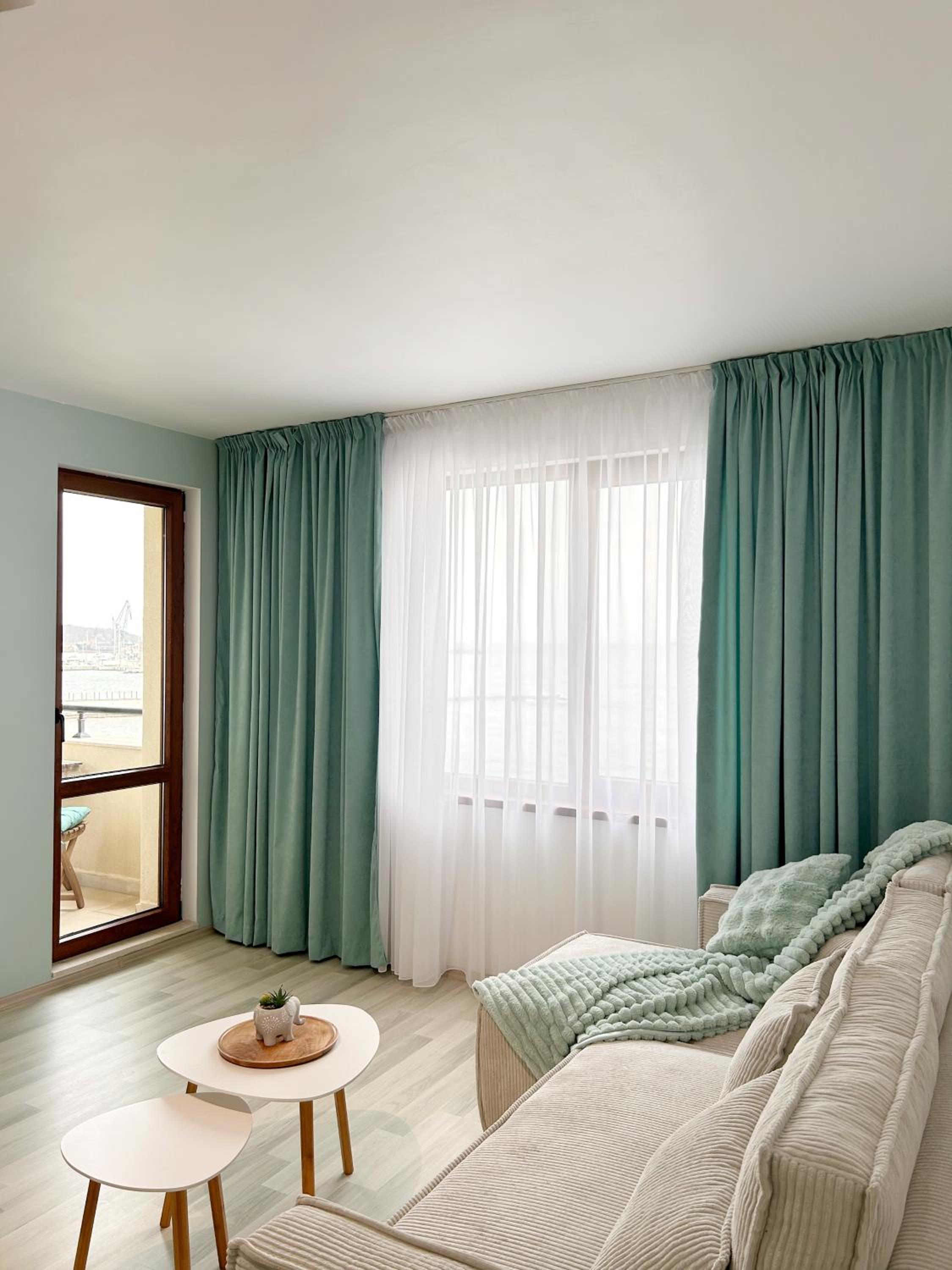 Infinity Blue Apartment-Complex Carpe Diem - FREE PARKING