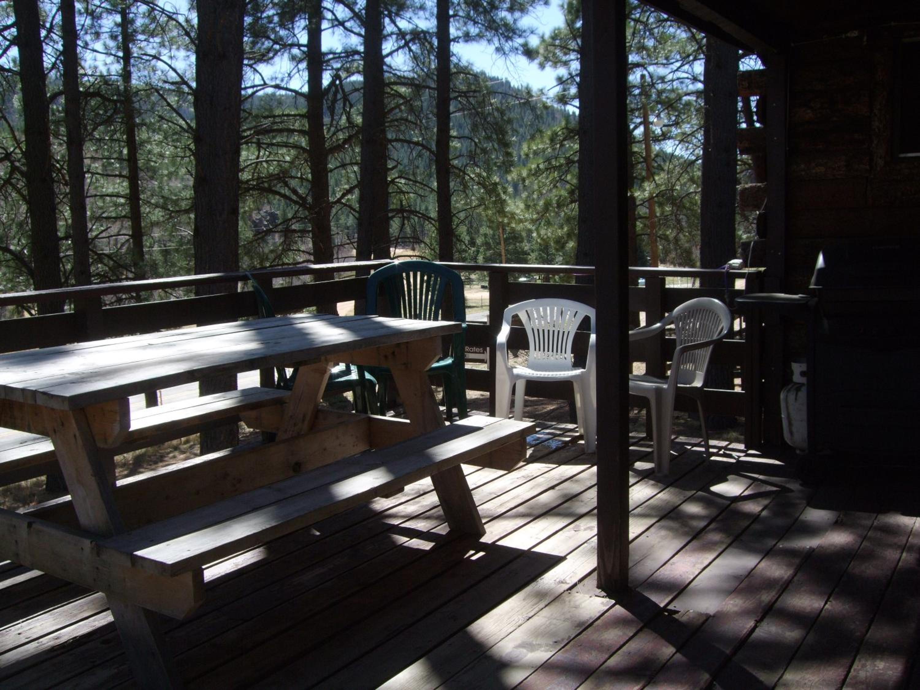 Sierra Bonita Cabins and RV Park view 2