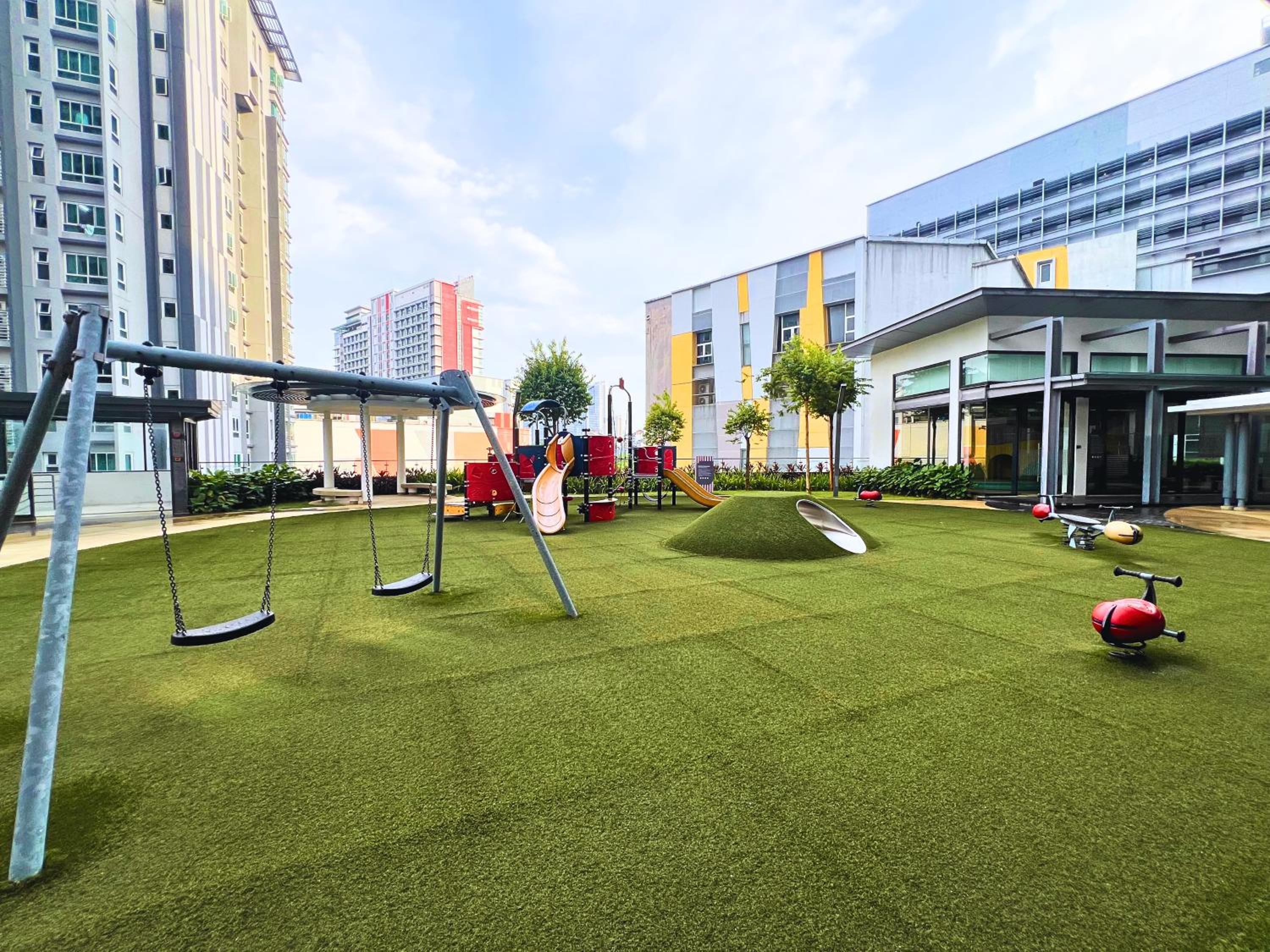 V Residence Sunway Velocity Kuala Lumpur by Vivid Stay