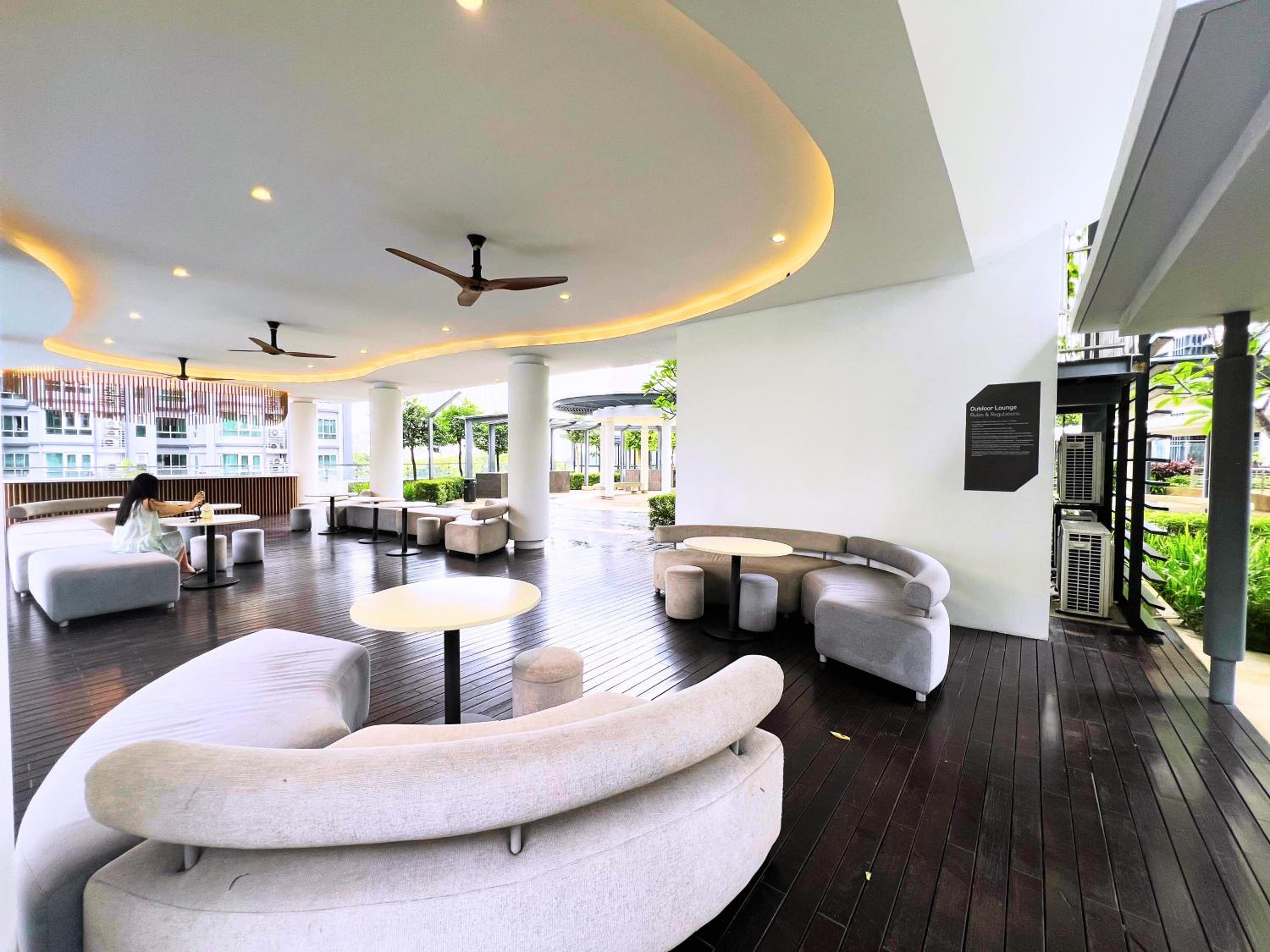 V Residence Sunway Velocity Kuala Lumpur by Vivid Stay