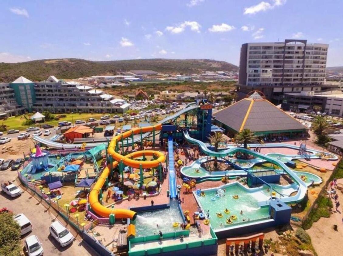 8 De Valle Diaz Beach