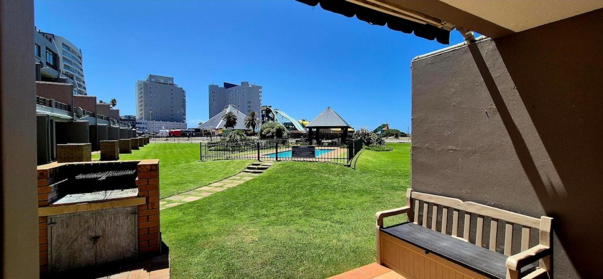 8 De Valle Diaz Beach