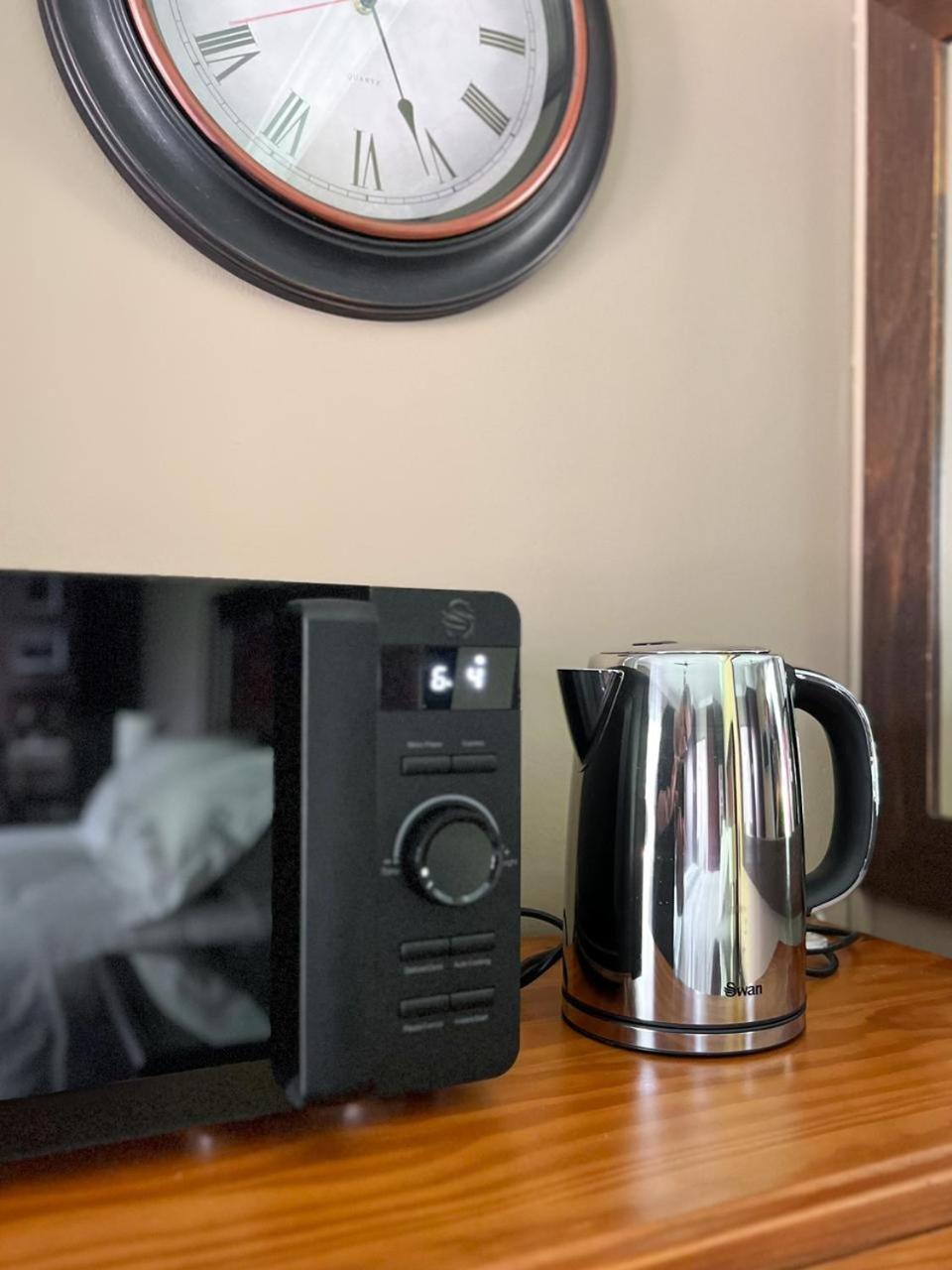 Spies Villa - Fast Wi-fi, Netflix, DSTV, Solar, Certified Water System