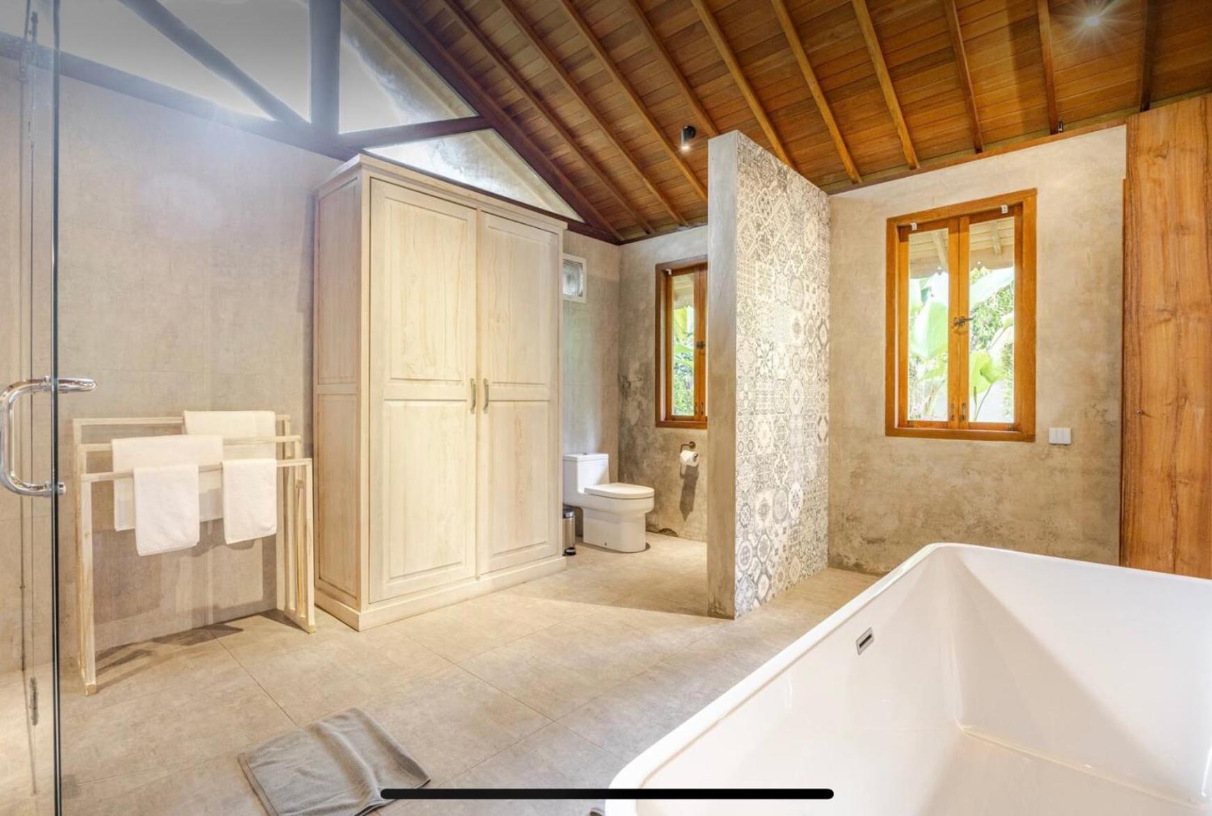 Tresna Bali Luxury Cabins Ubud