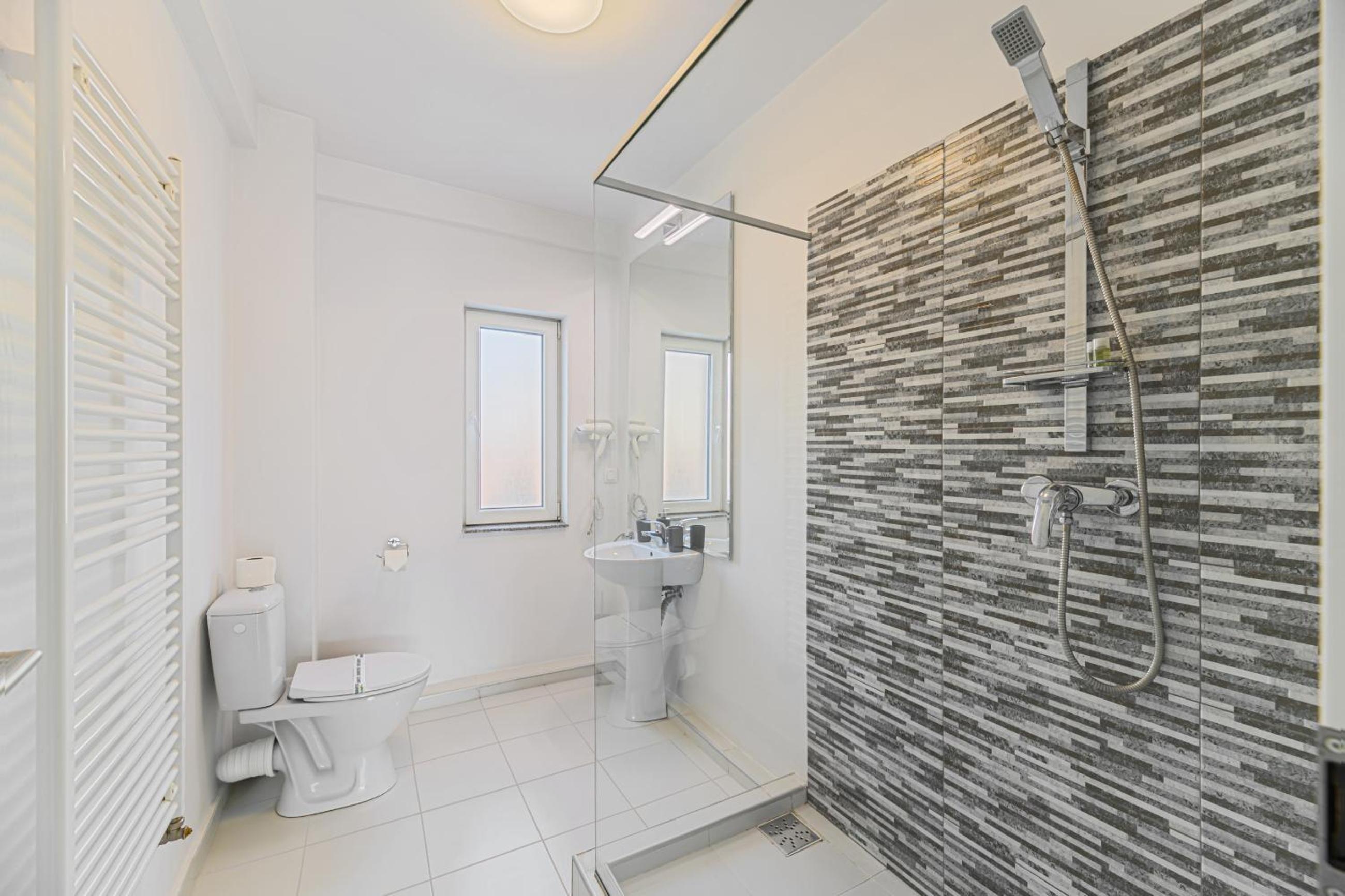 SXB Apartments - Brasov City Center view 5
