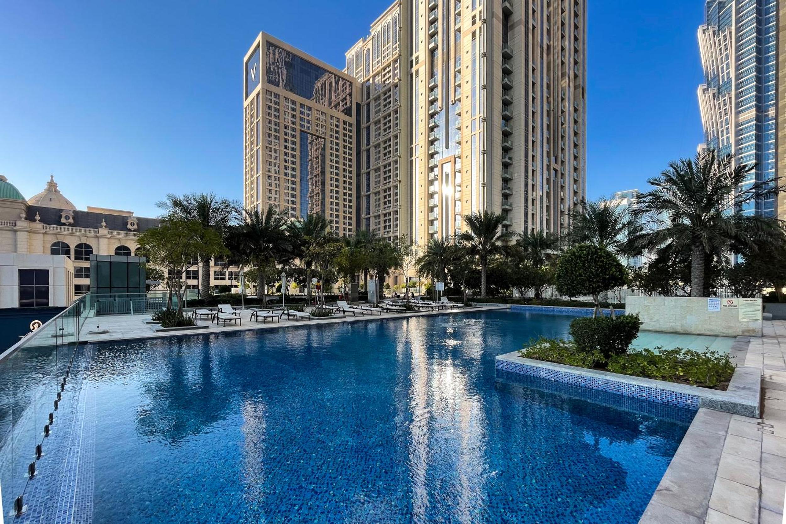 Simply Comfort Vacation Homes Rental Luxury 2Br Apt Stunning Views in Amna Tower