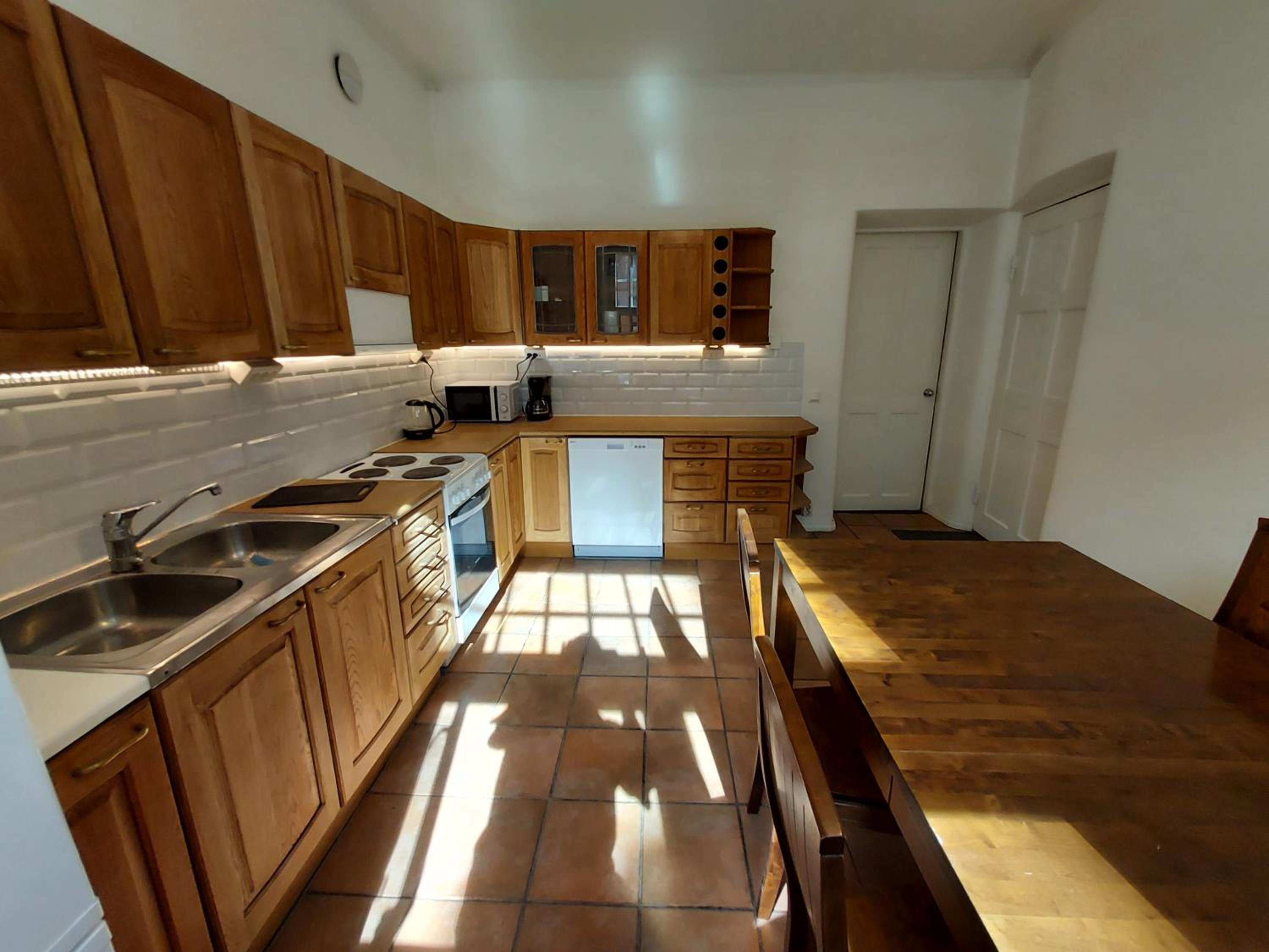 Quiet apartment in the center 76 m2