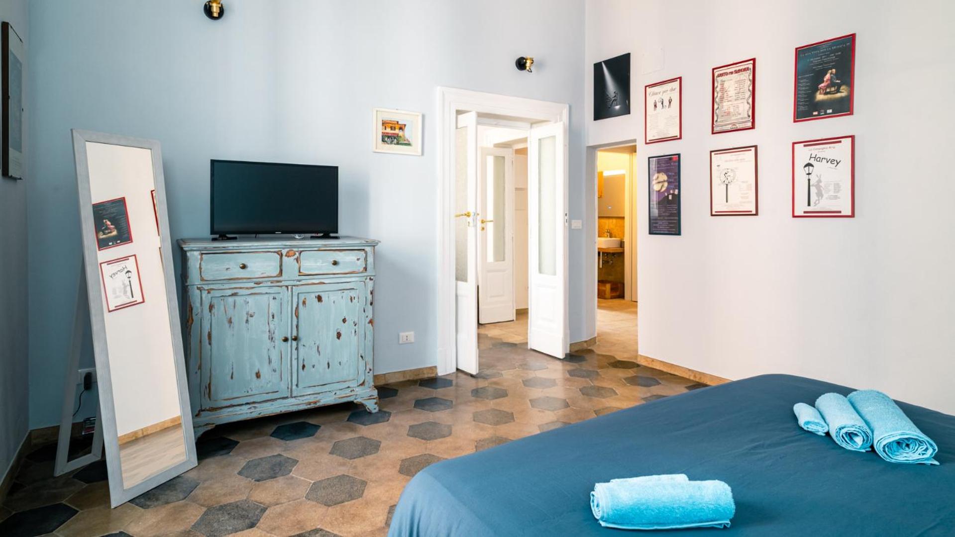 Casa Sinatra by Rentbeat