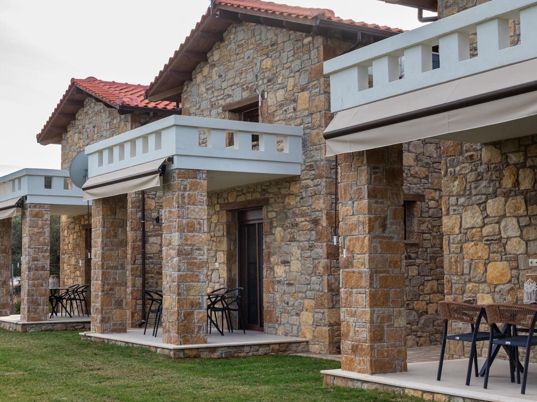 Alsalos Stone Villas by Halkidiki Villas