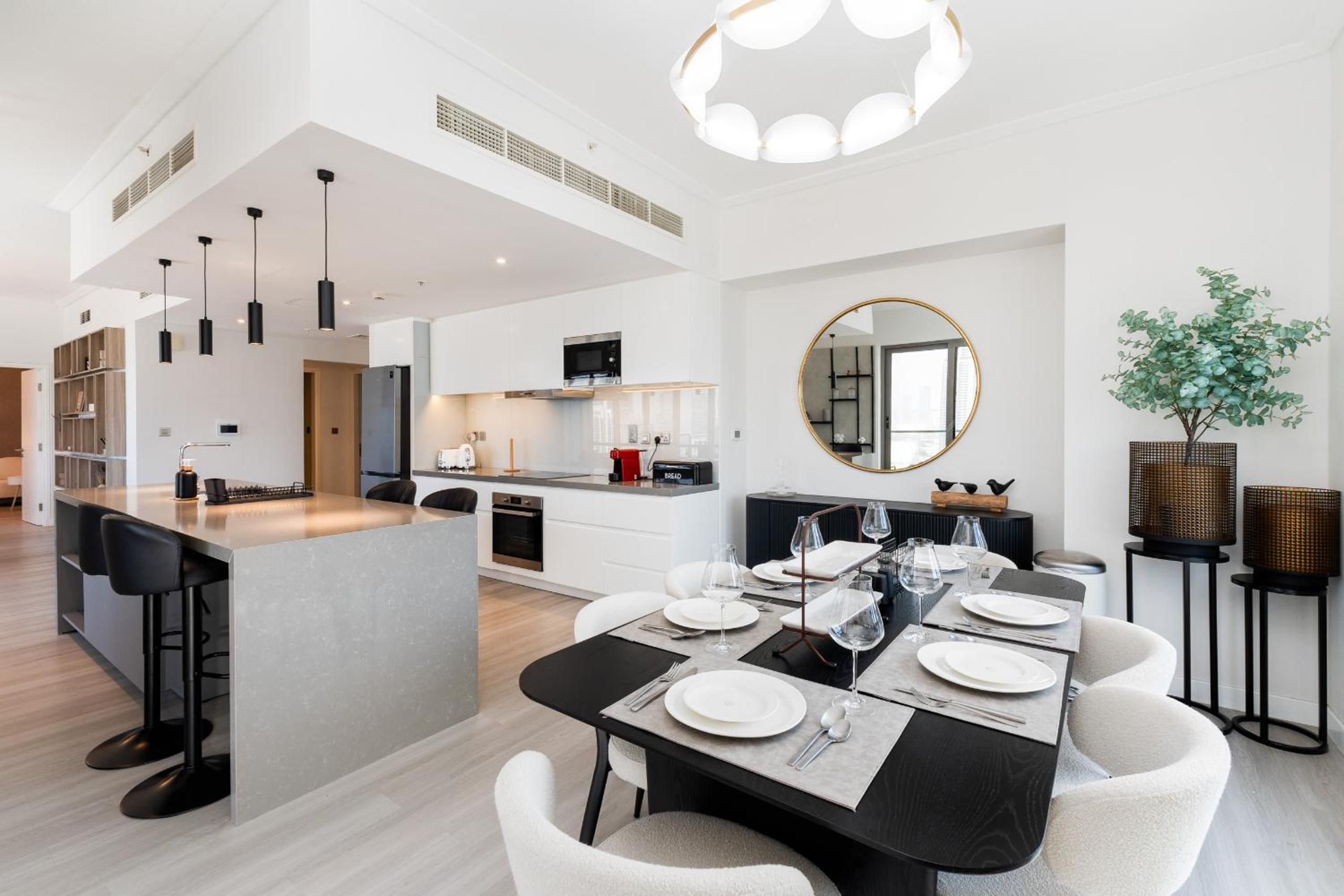 South Ridge 1, Downtown Dubai - Mint Stay