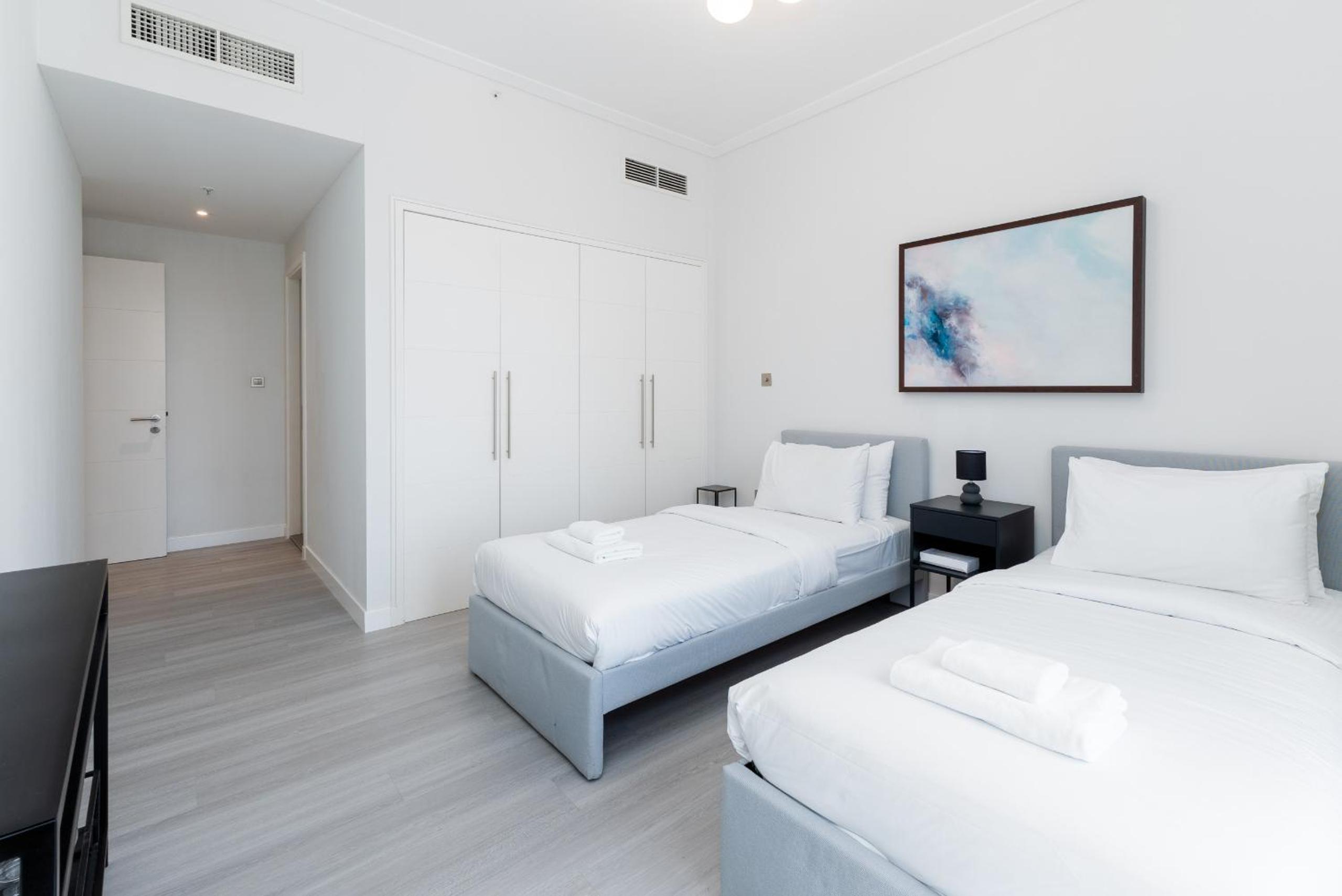 South Ridge 1, Downtown Dubai - Mint Stay