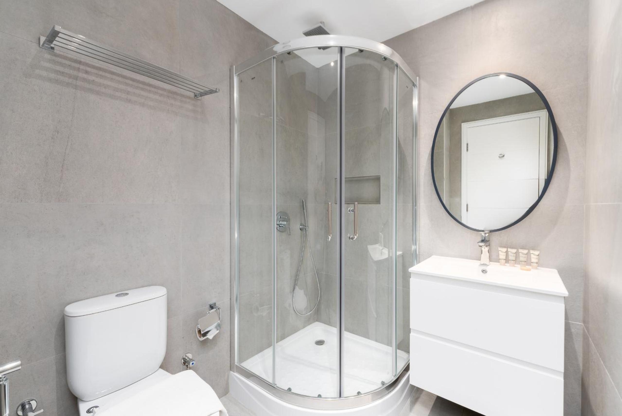 South Ridge 1, Downtown Dubai - Mint Stay