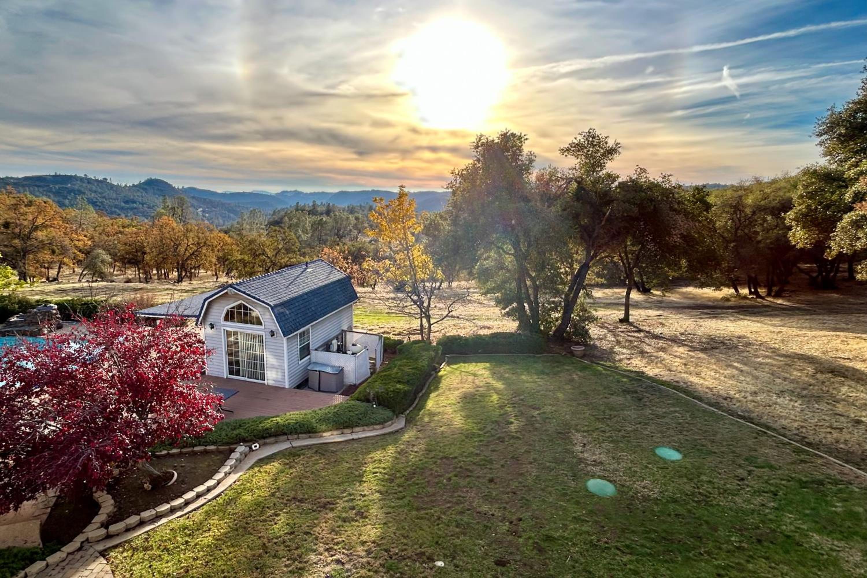 5BR Estate On Acreage with Private Pool, Near Hiking