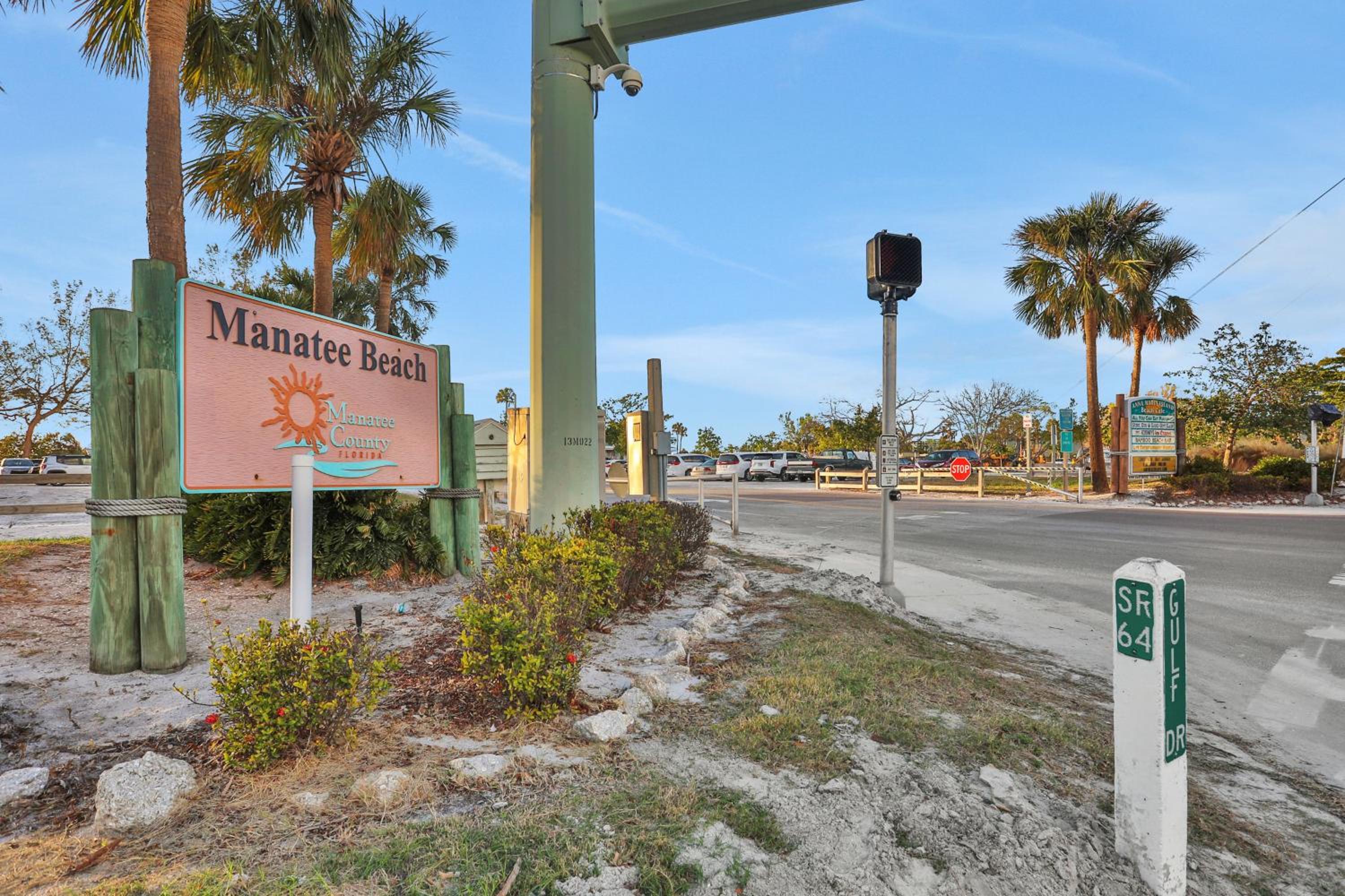 Steps to Sand! Holmes Beach Retreat with Gulf Views