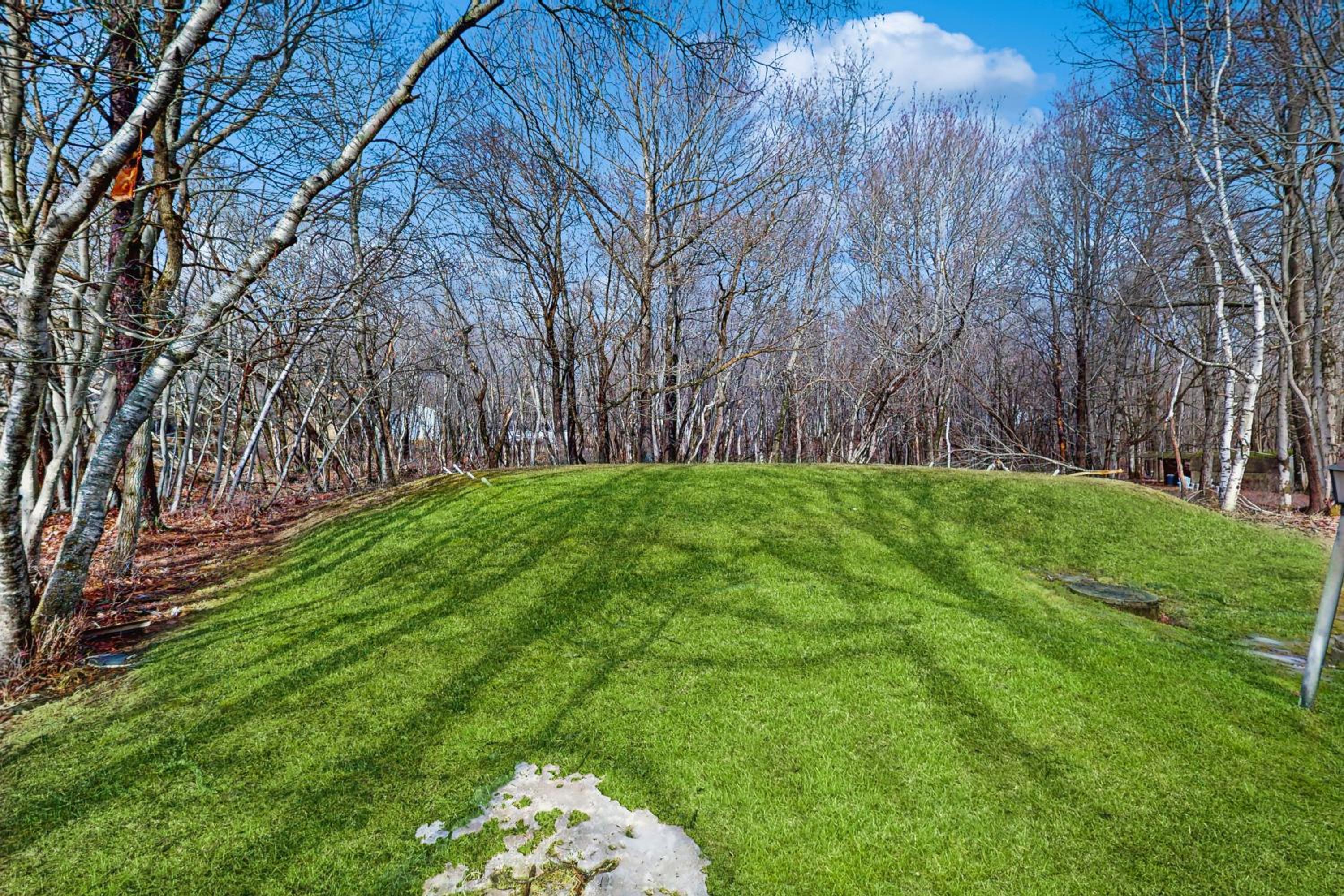 Pool Access! All-Season Family Home in Poconos