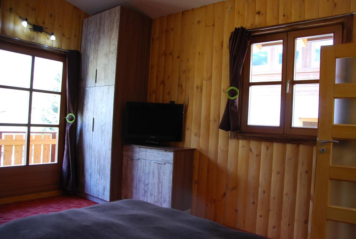 Angela Apartment