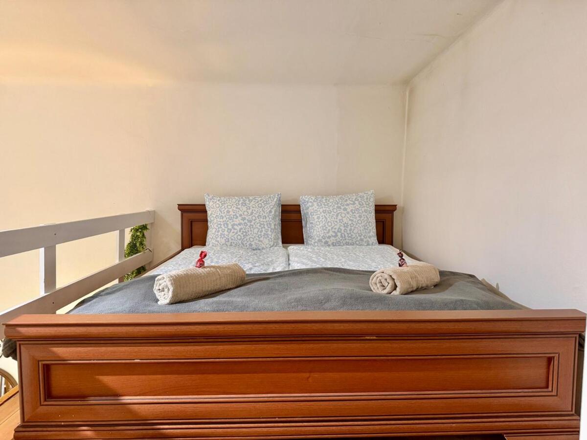 K16 Central Spacious 2BR