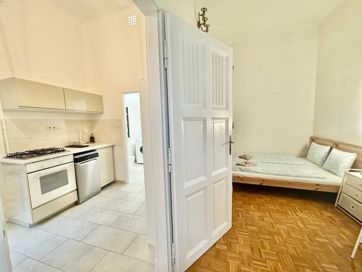 K16 Central Spacious 2BR
