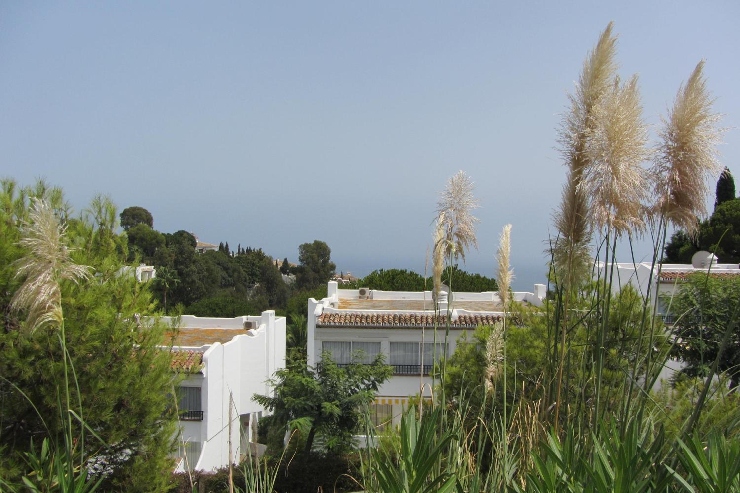 Miraflores Resort