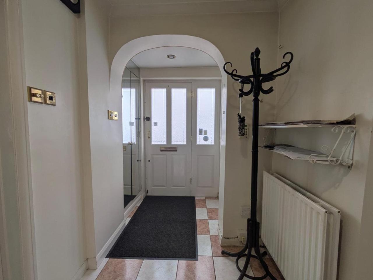 Gordon Avenue Guest House HA7 London