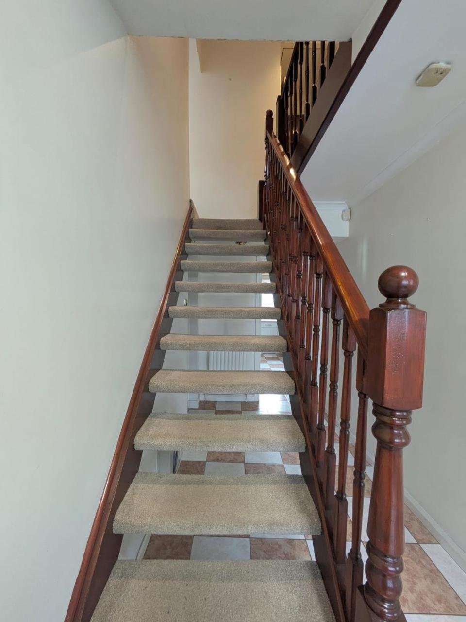 Gordon Avenue Guest House HA7 London