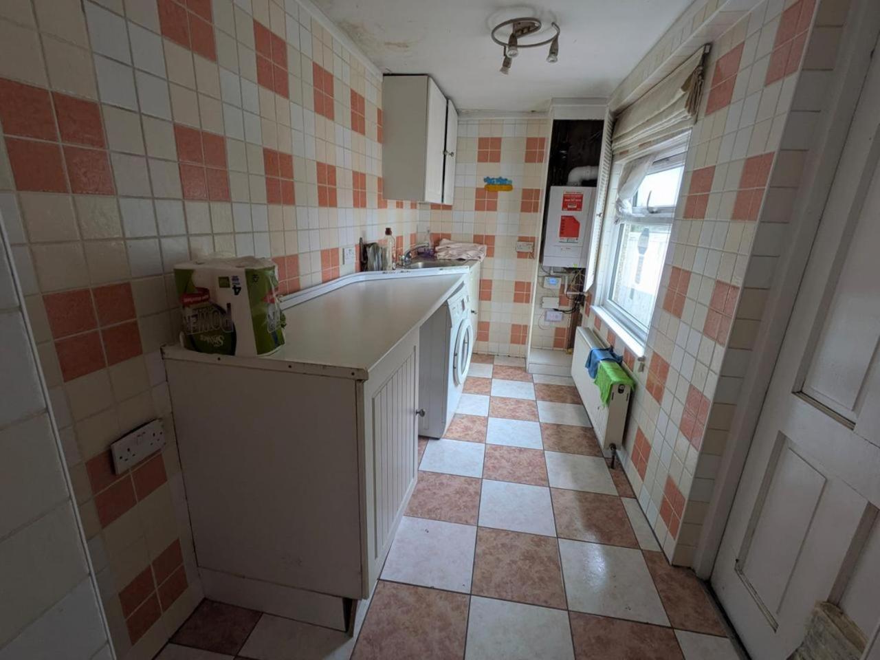 Gordon Avenue Guest House HA7 London