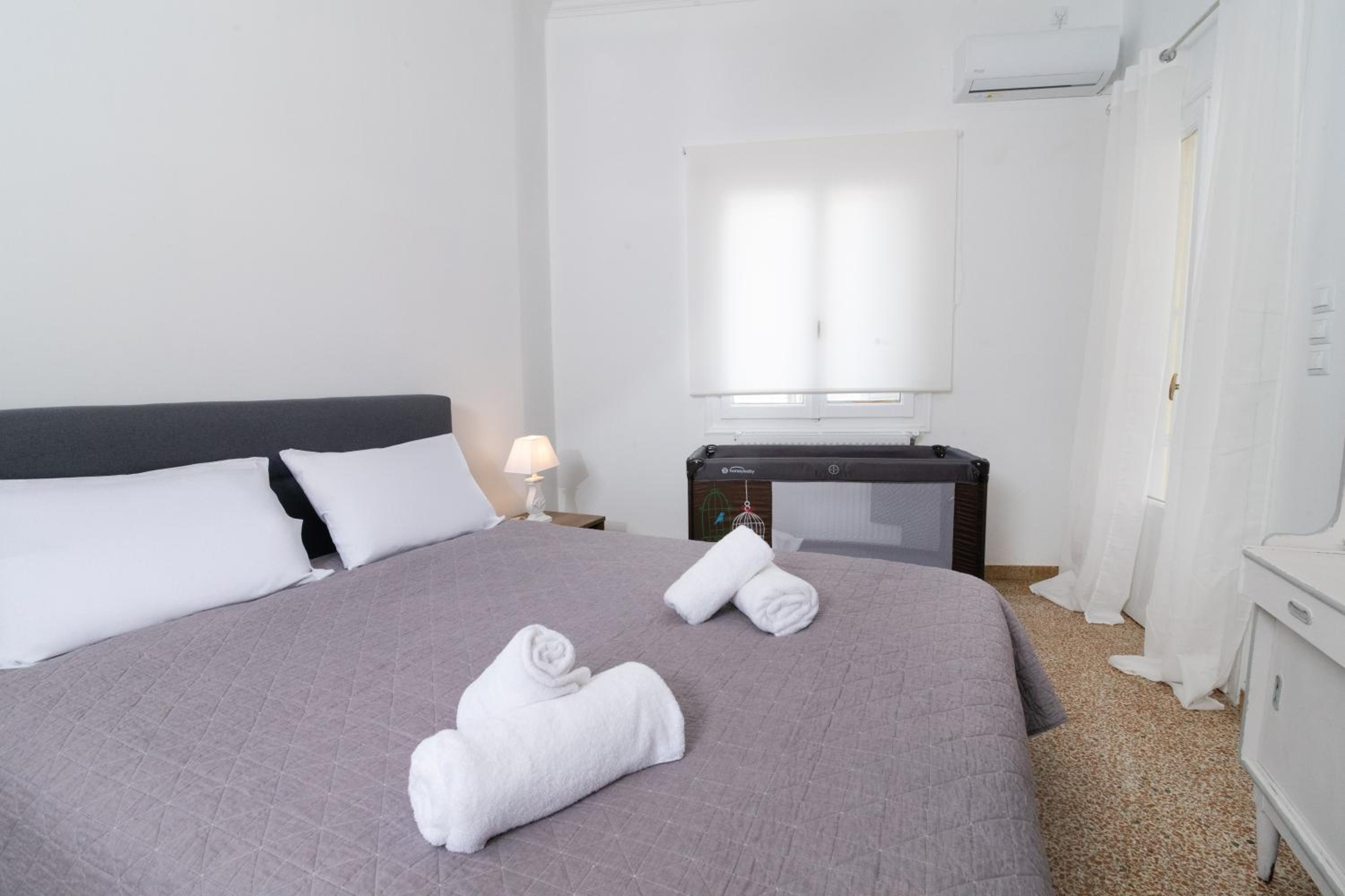 Sunrise Apartment By Athens Airport