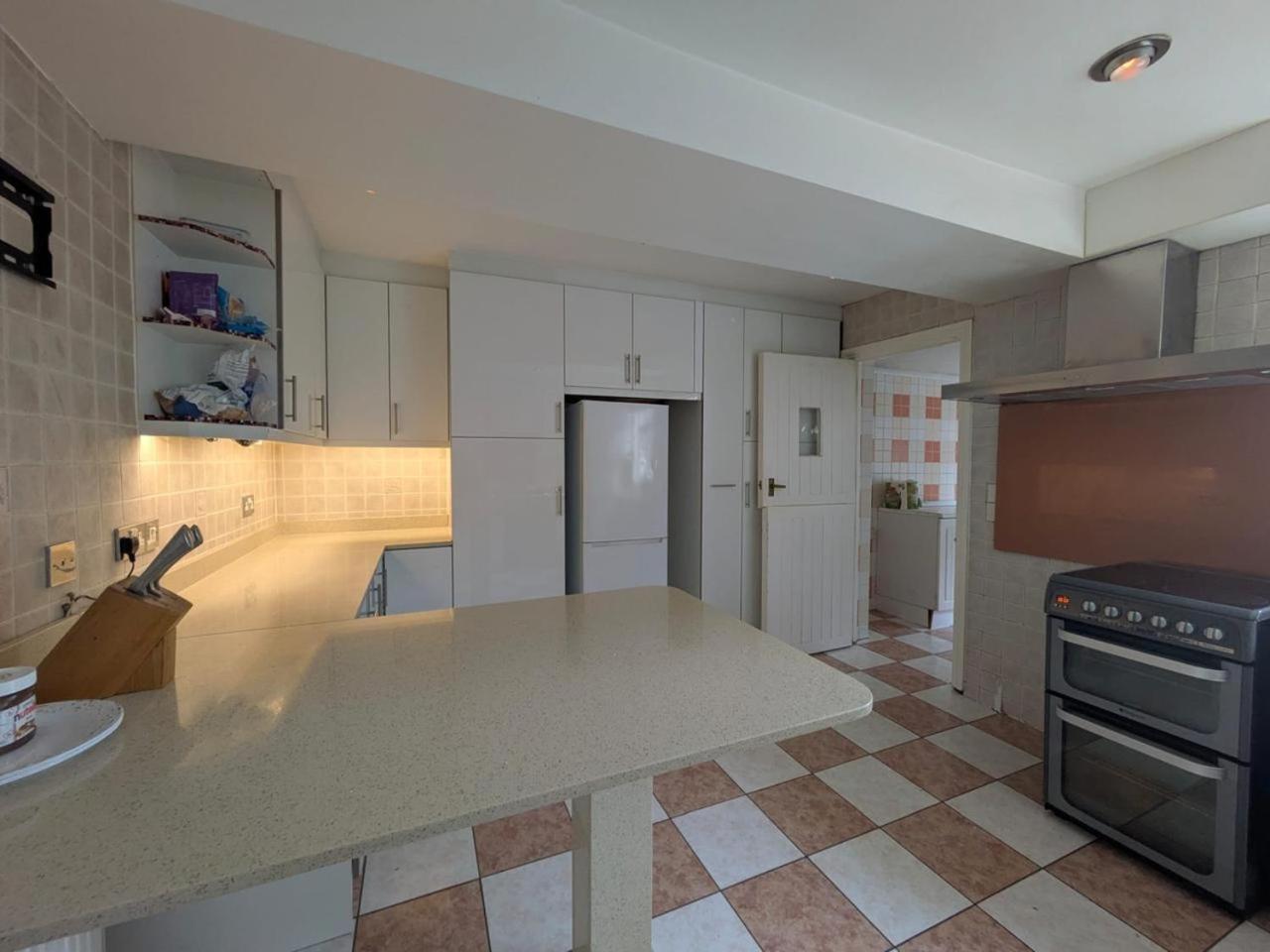 Gordon Avenue Guest House HA7 London