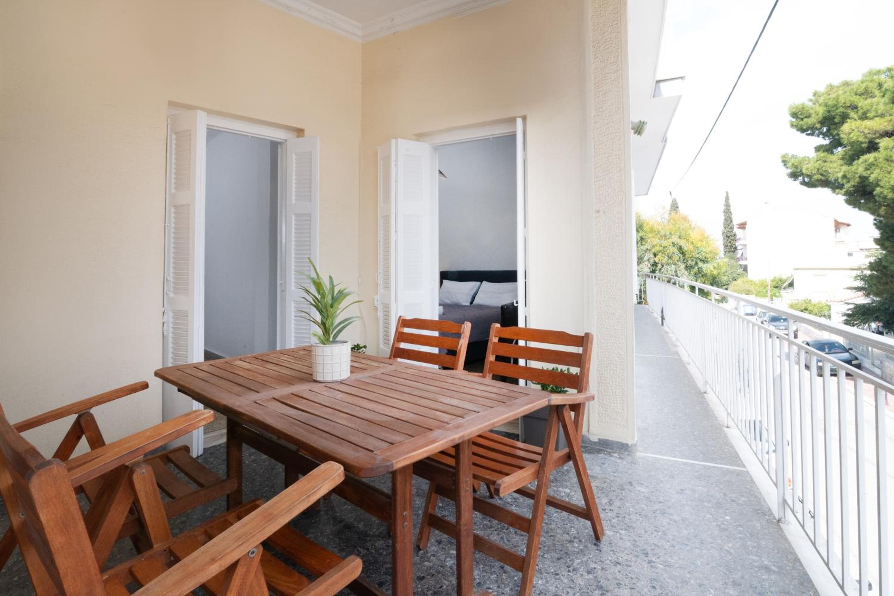 Sunrise Apartment By Athens Airport