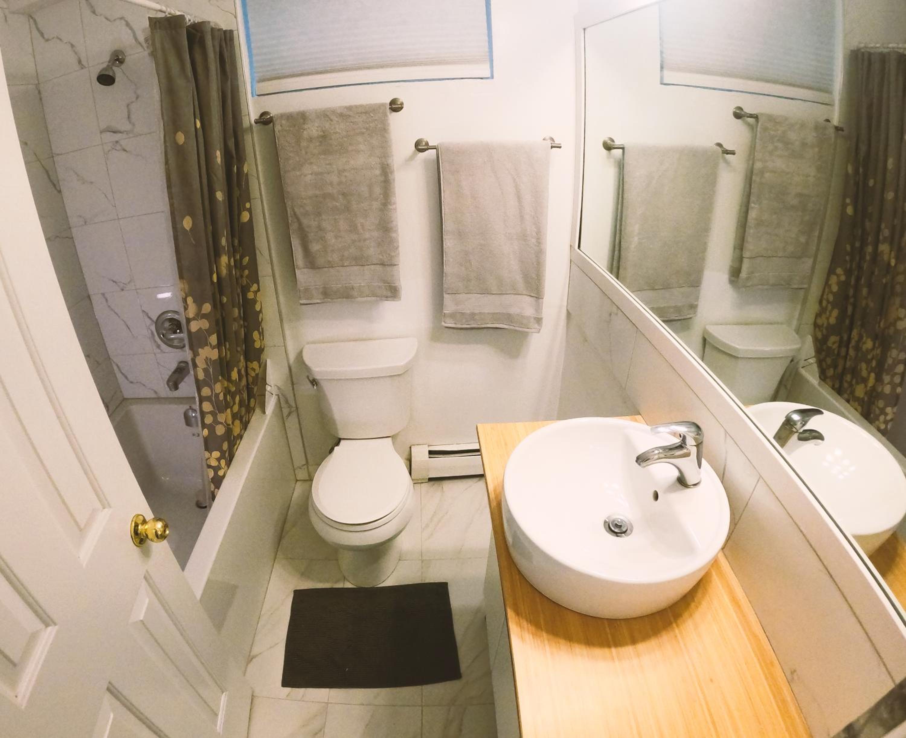 Calm, cozy, urban, family-friendly stay