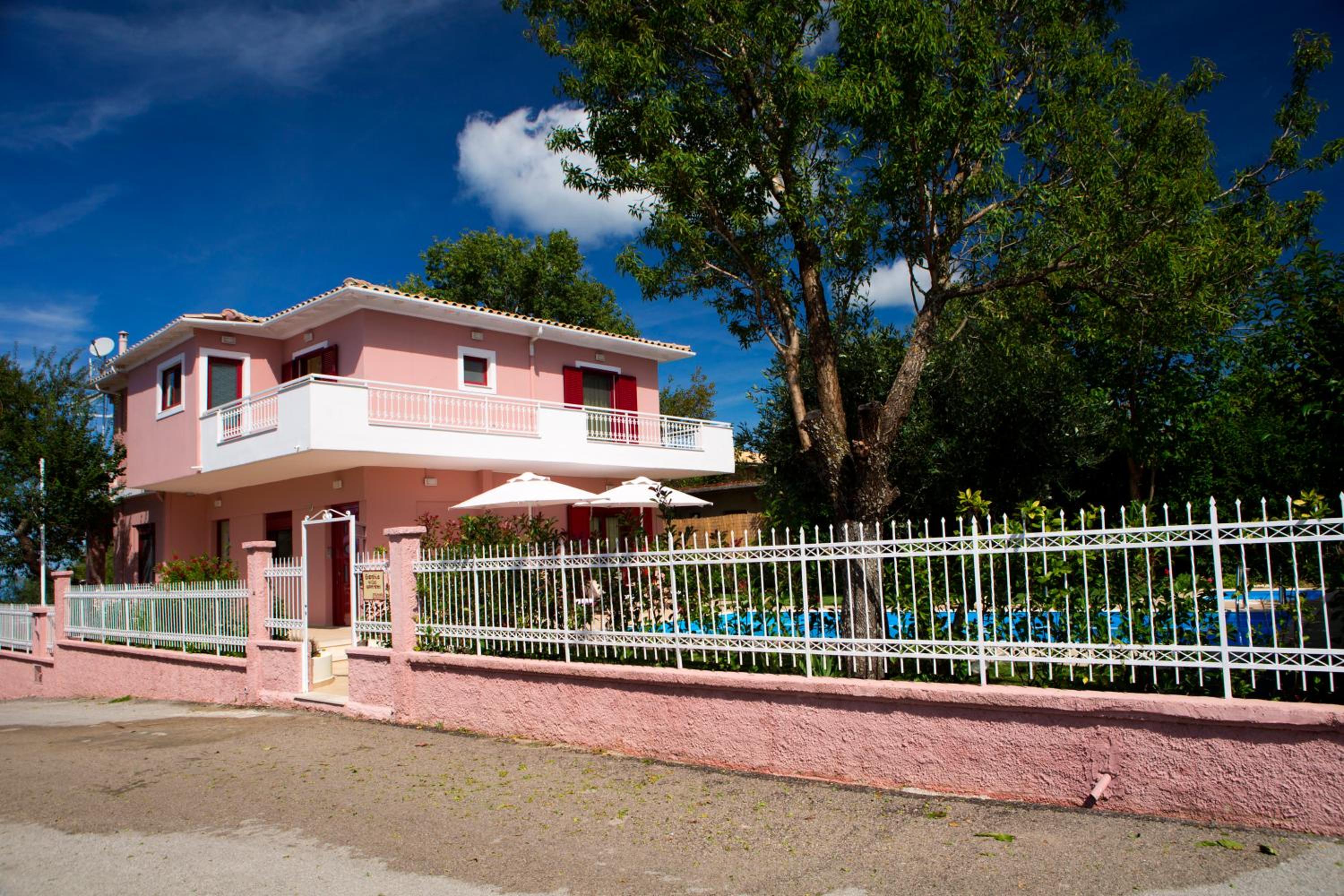 Exanthia Villas