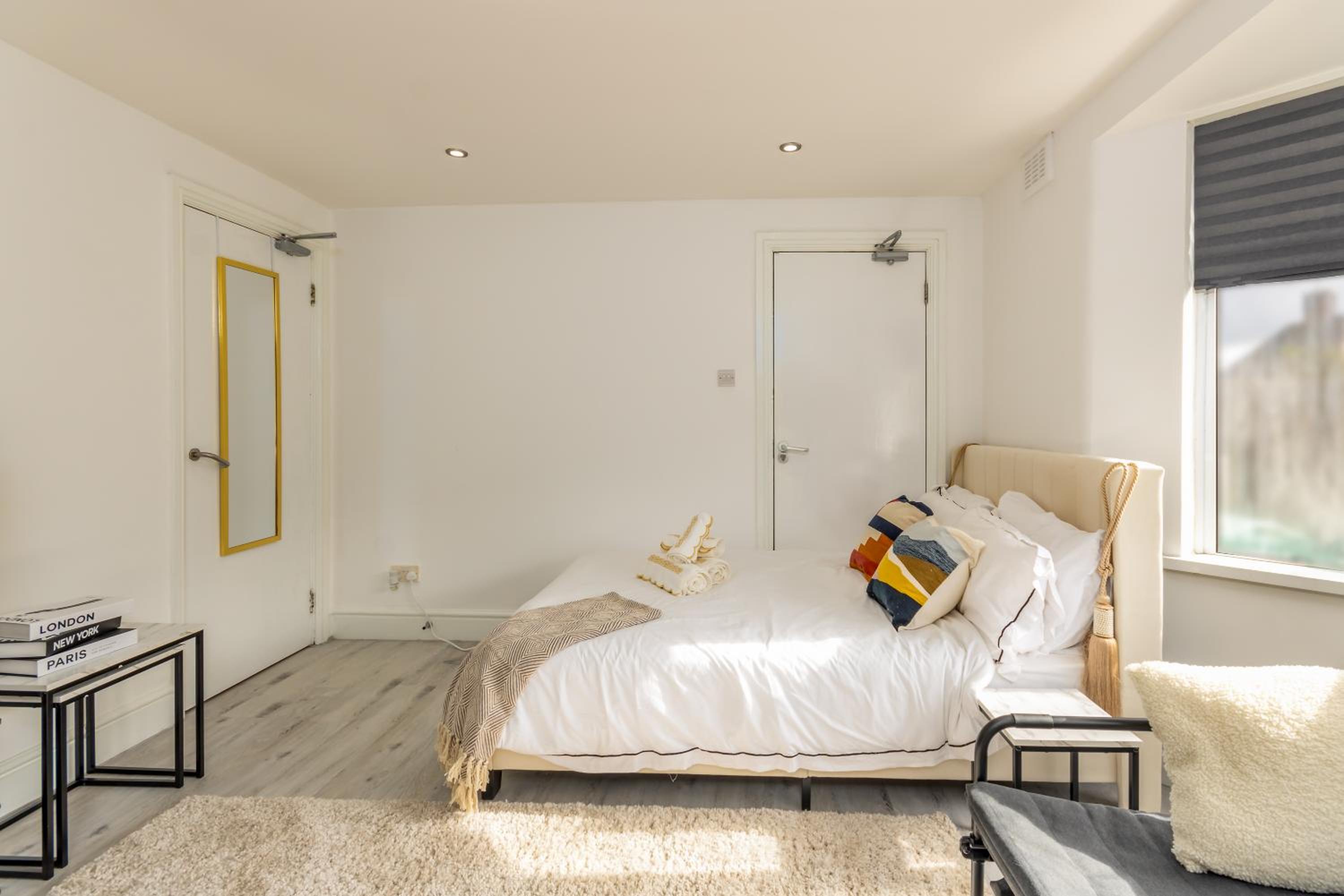 Luxury Studio with Free Parking