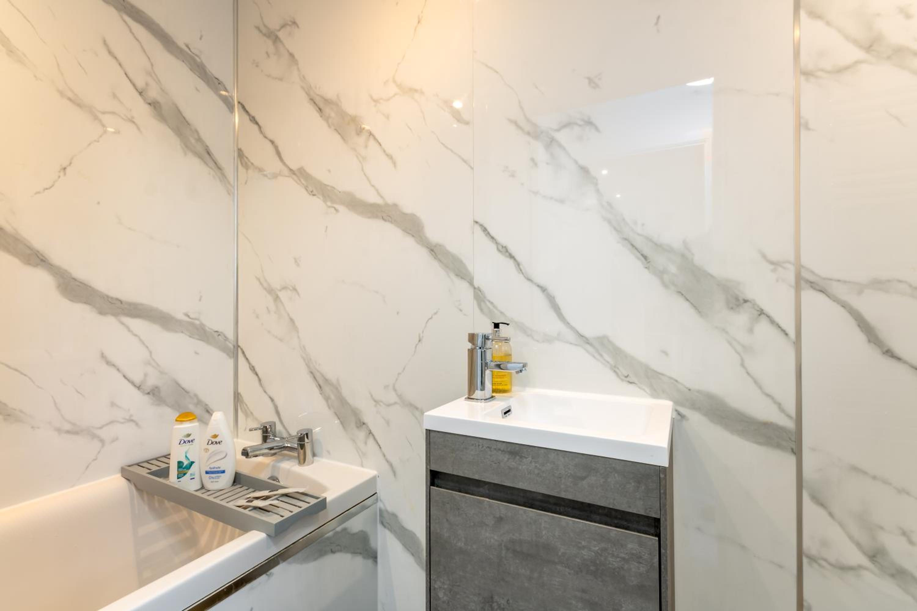 Luxury Studio with Free Parking