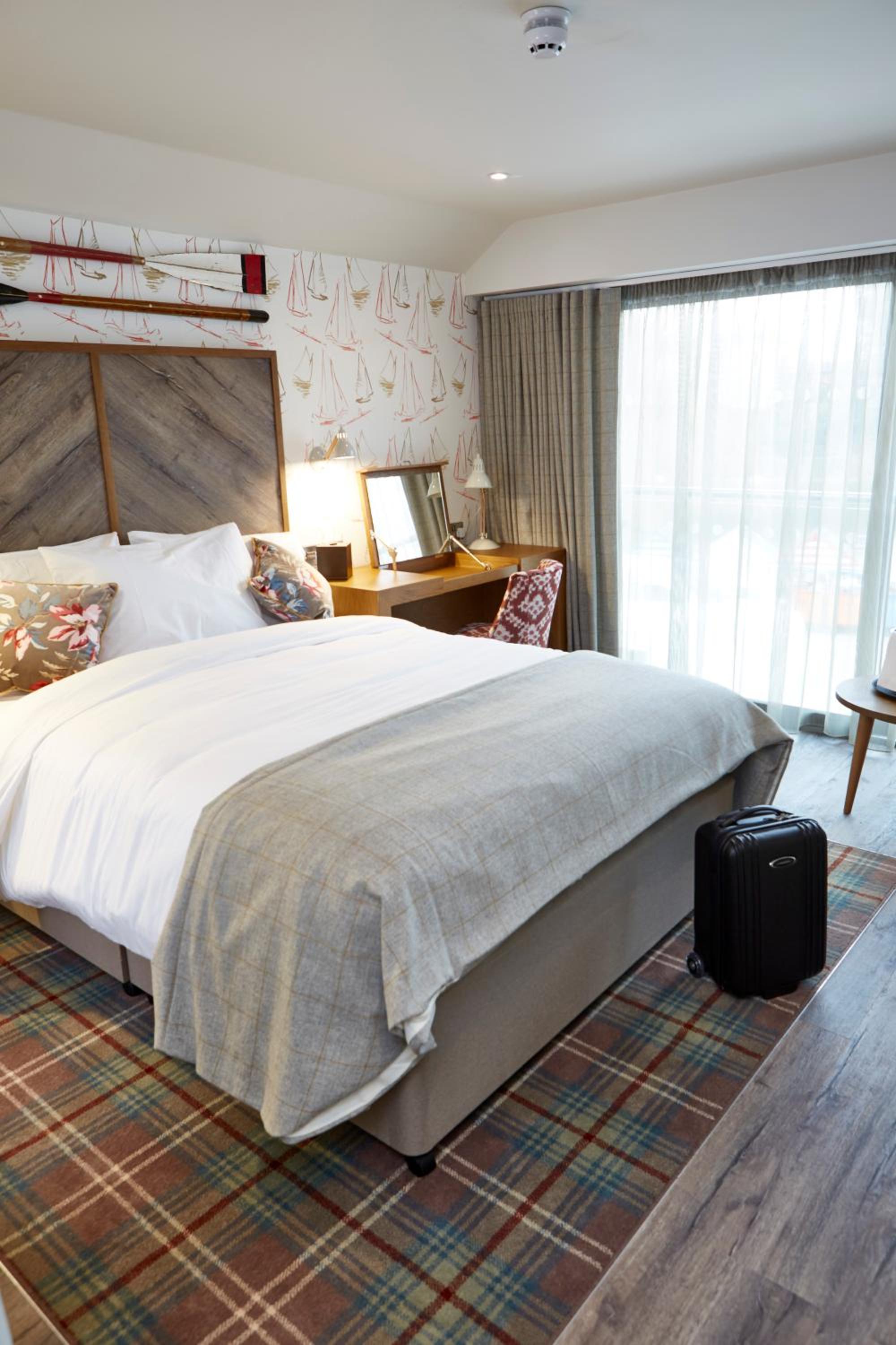 The Boathouse Inn & Riverside Rooms