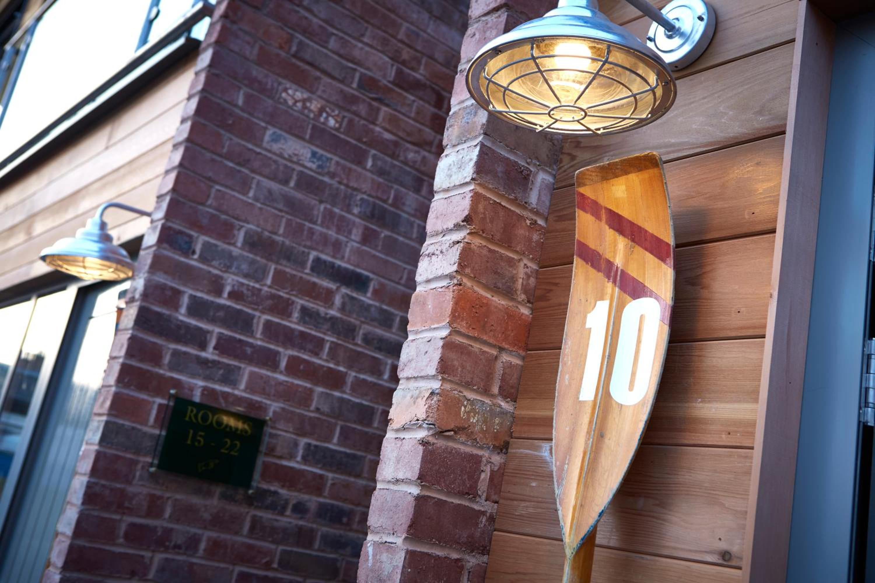 The Boathouse Inn & Riverside Rooms
