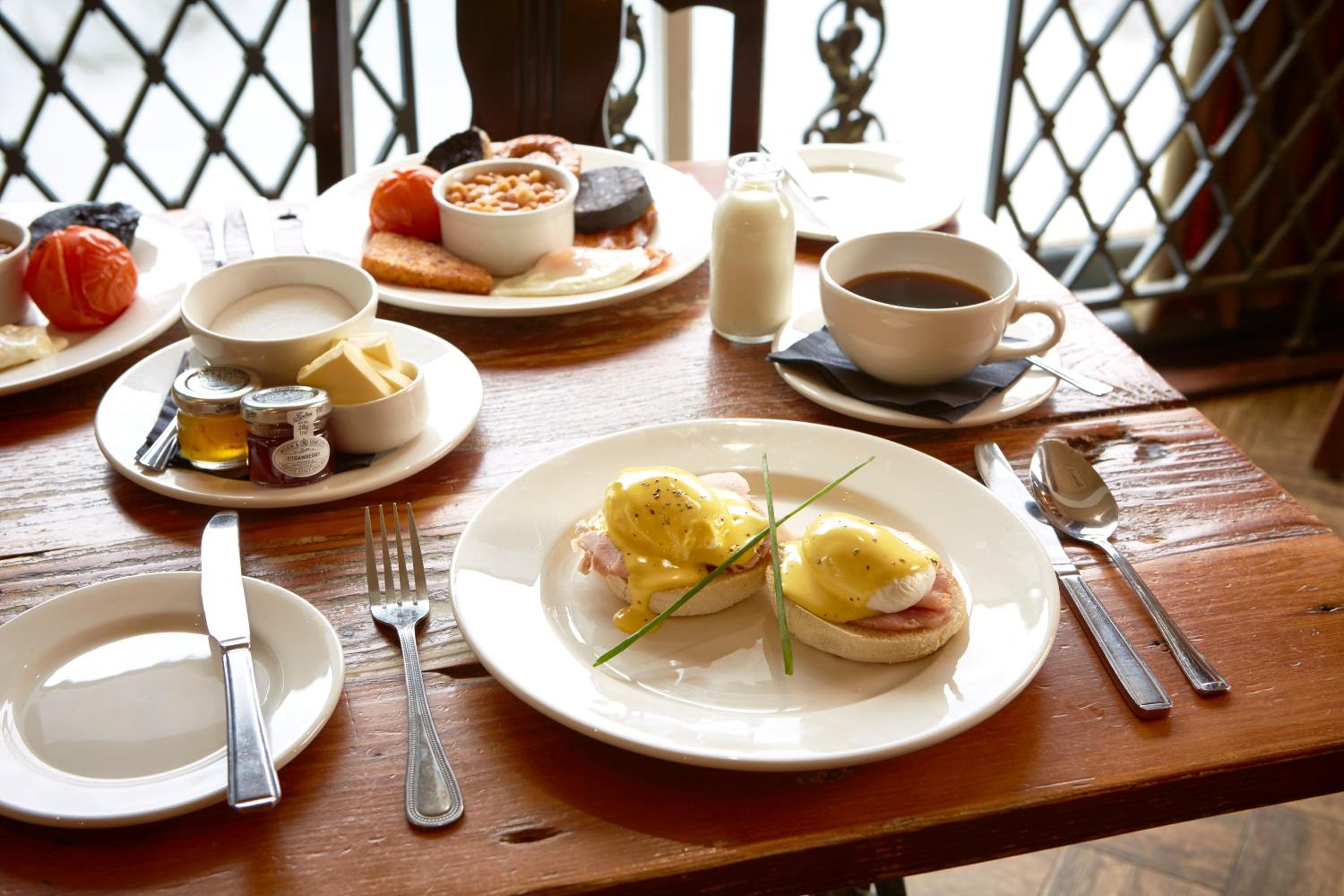 The Boathouse Inn & Riverside Rooms
