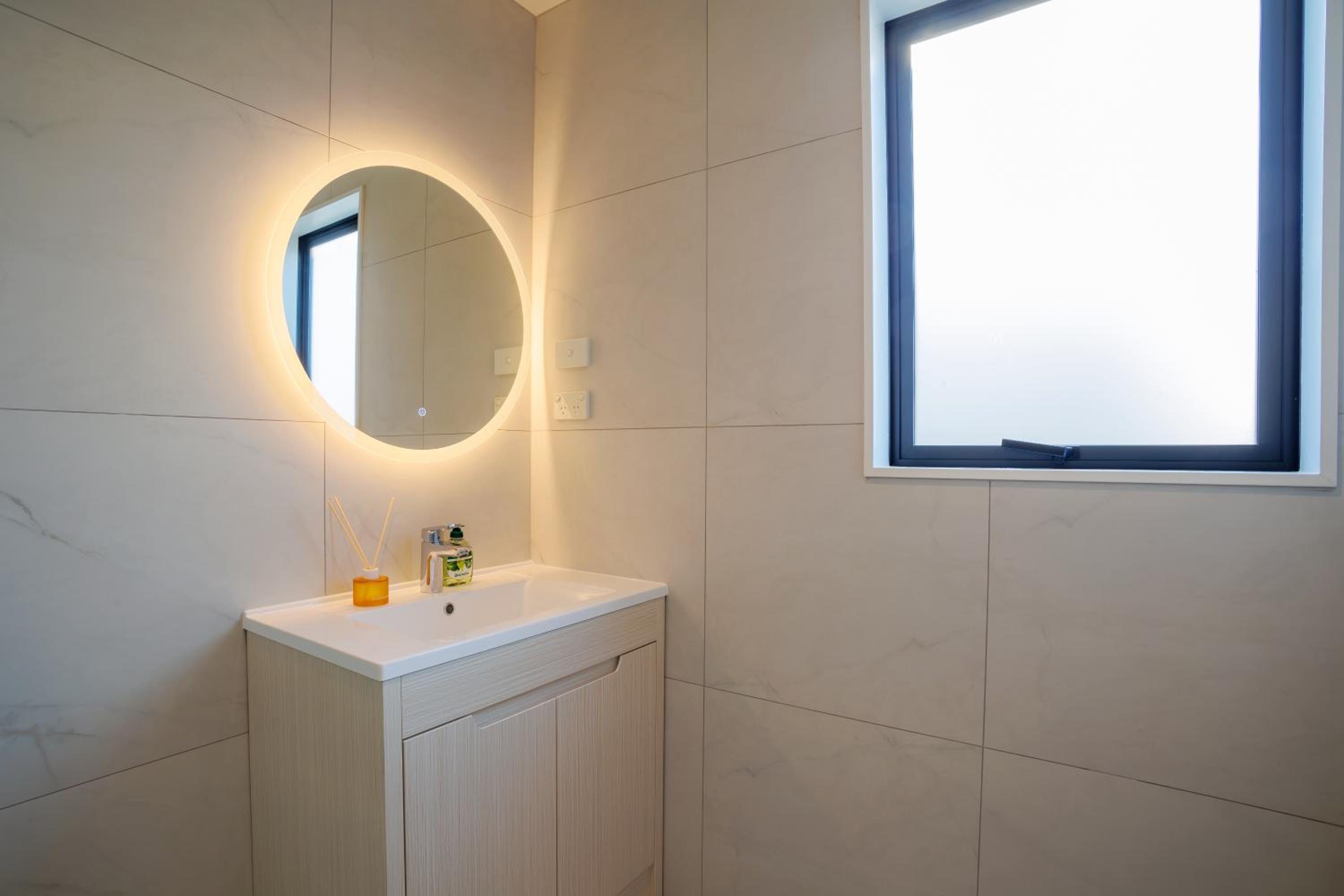 Zen Style 3 bedrooms near School, shop and Eateries