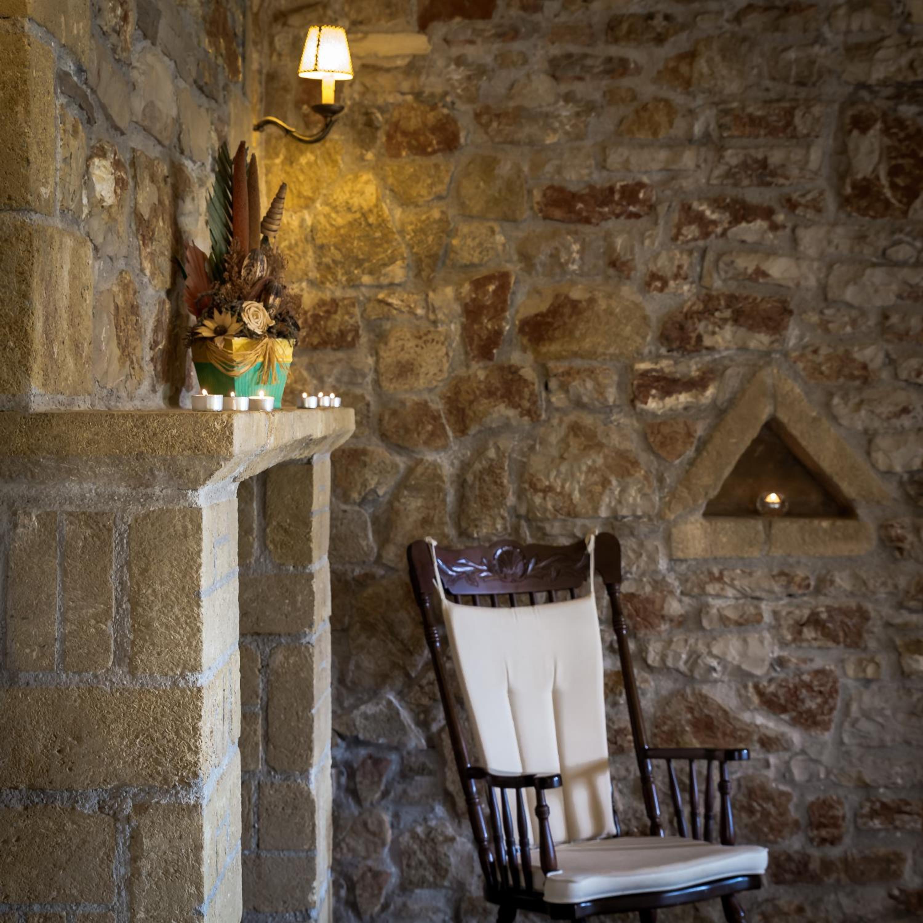Klymeni Traditional Homes